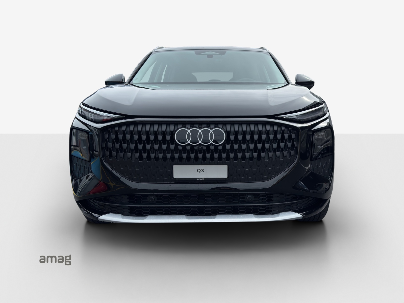 AUDI Q3 SUV 110 kW TFSI S tronic-image-6