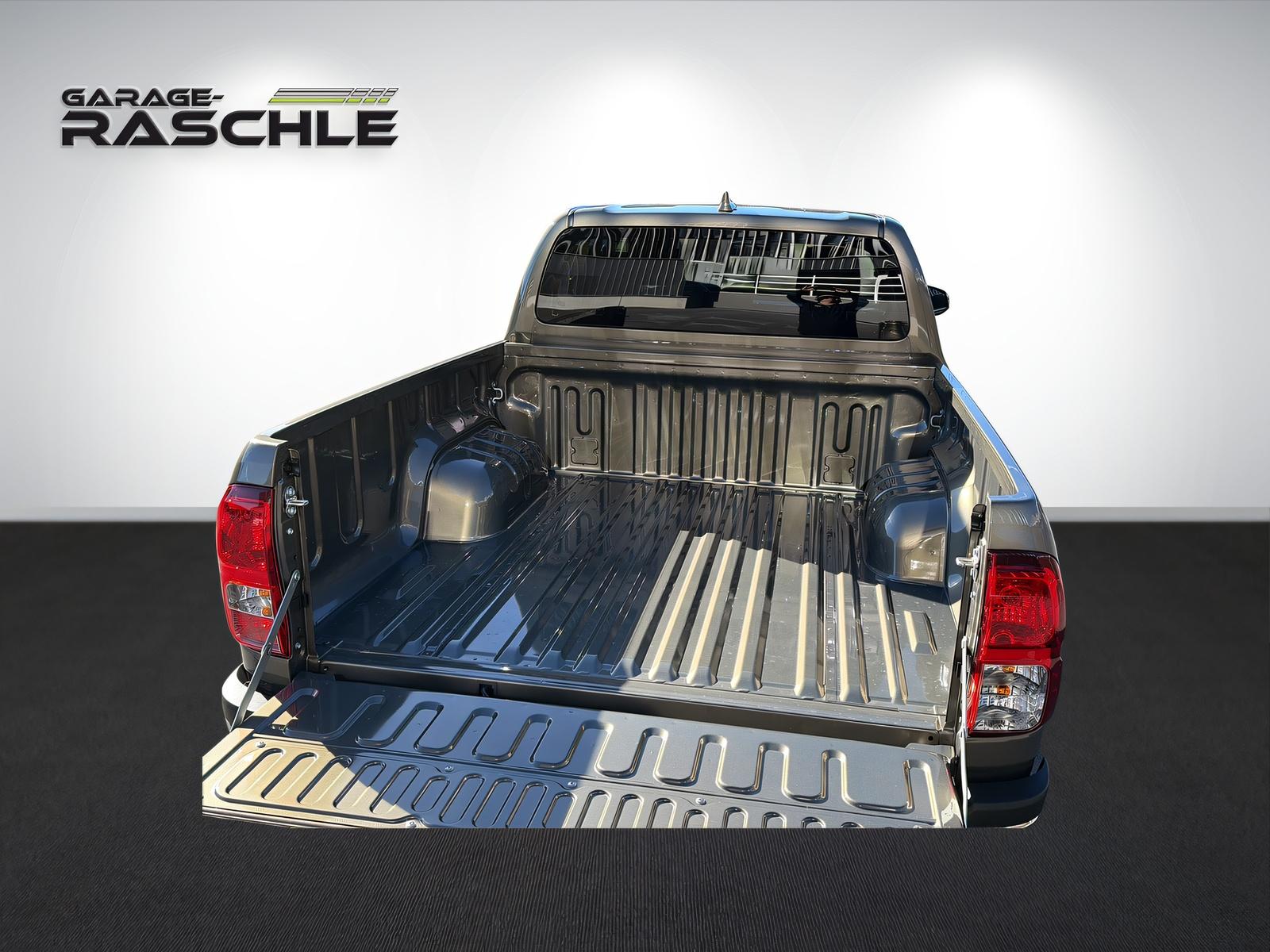 TOYOTA Hilux Double Cab.-Pick-up 2.8 D-4D MHEV 204 Style-image-8