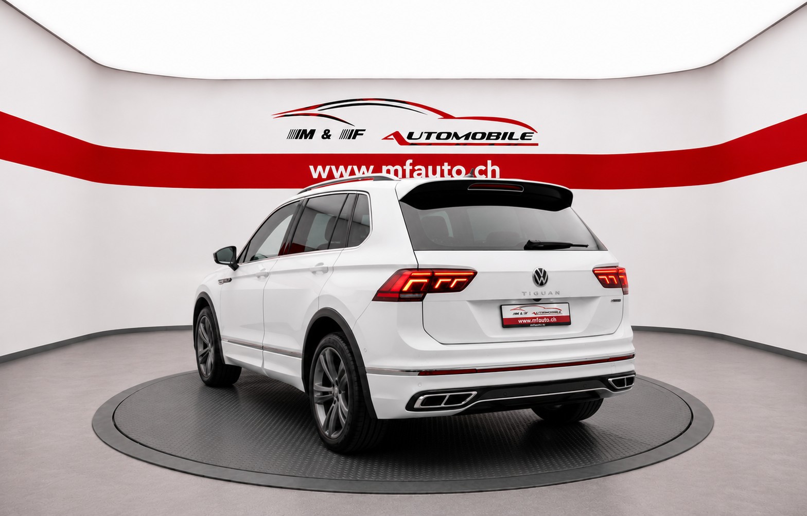 VW Tiguan 2.0 TDI SCR R-Line DSG CH FAHRZEUG-image-3