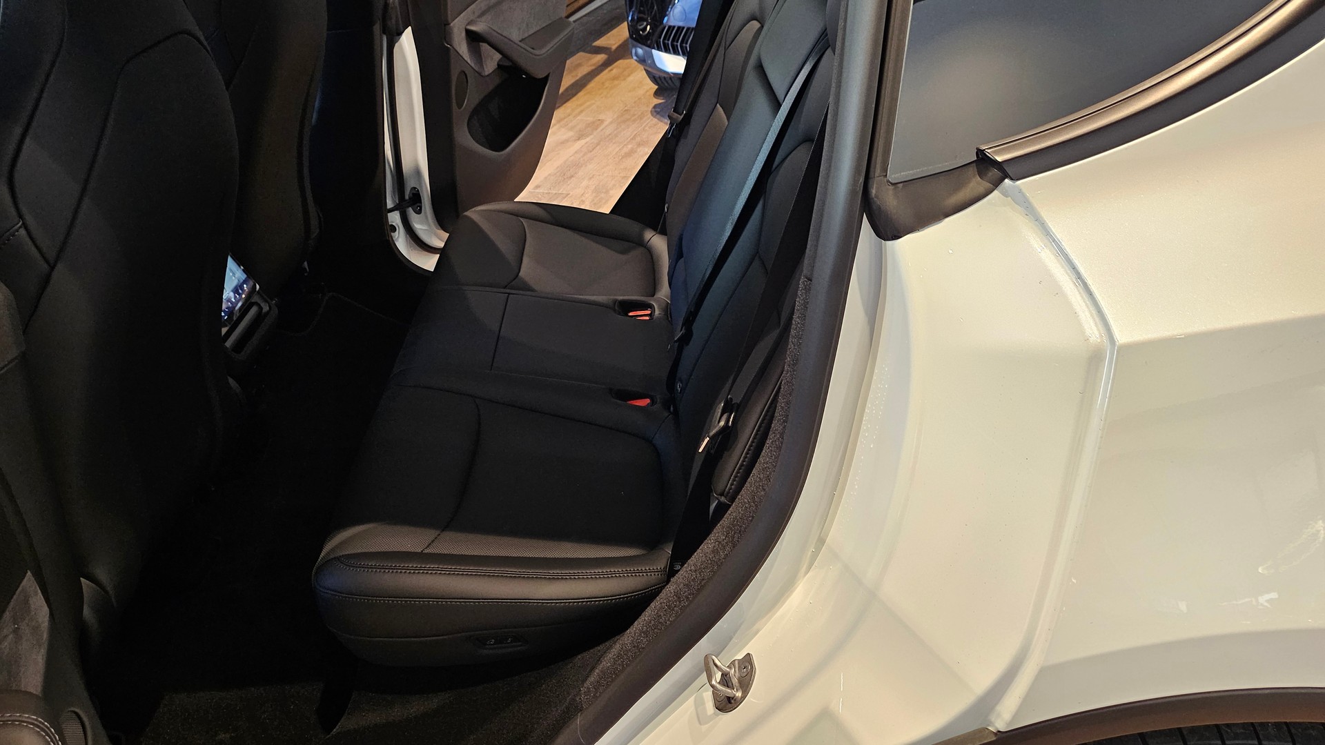 TESLA Model Y Performance AWD AHK-image-22