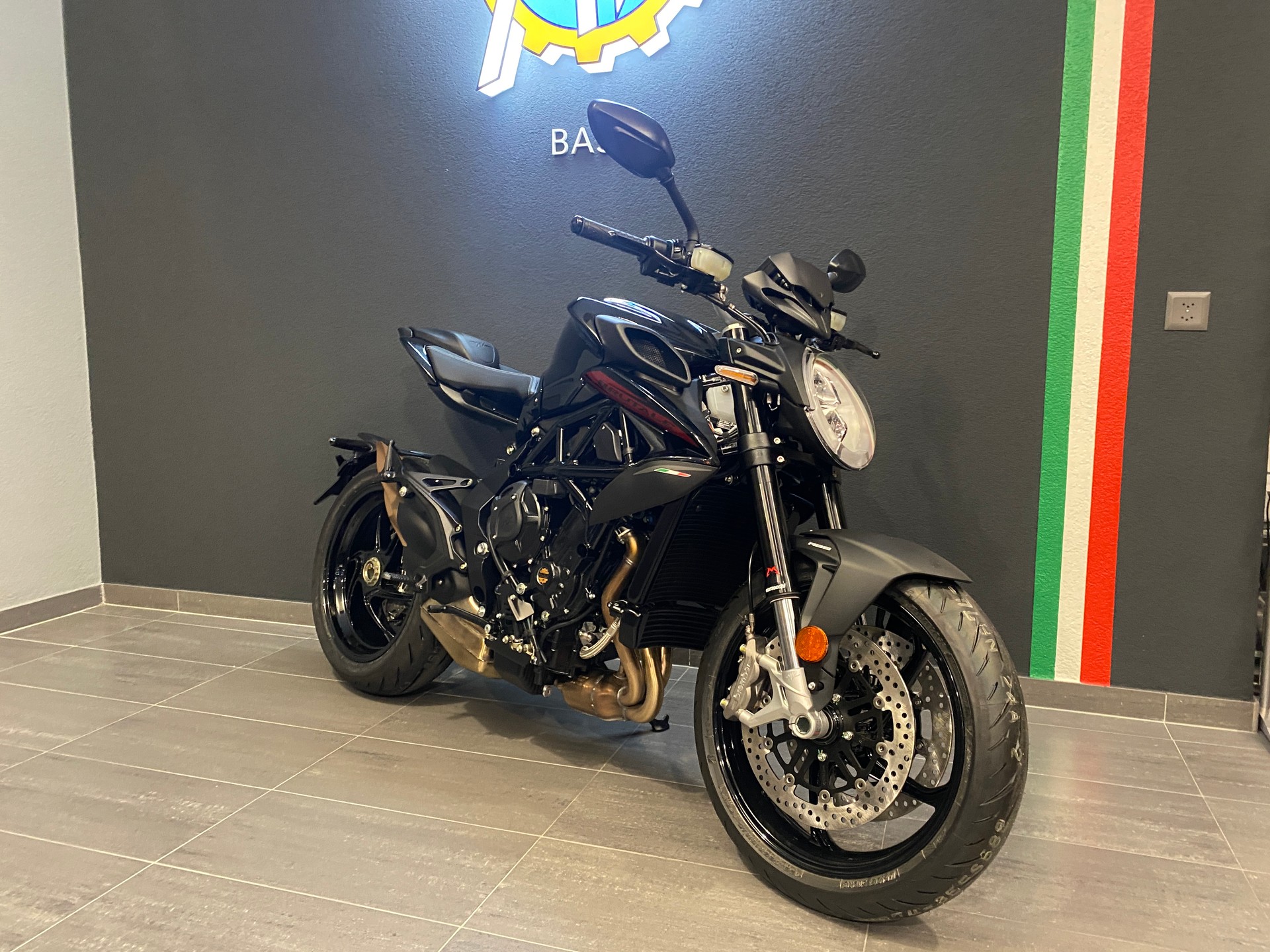 MV AGUSTA Brutale 800 R 35kW-image-2