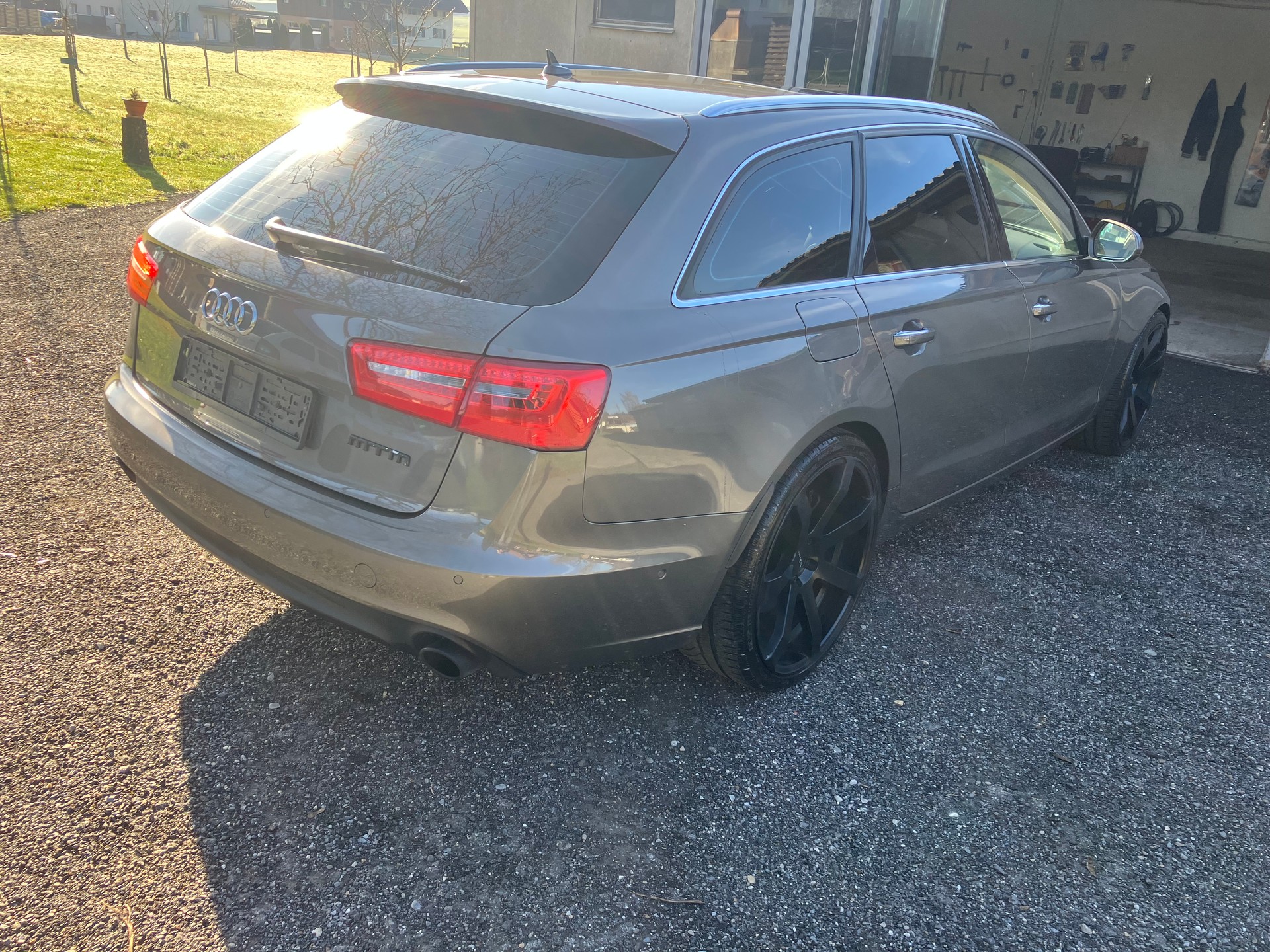 AUDI A6 Avant 3.0 TFSI V6 quattro S-tronic-image-3
