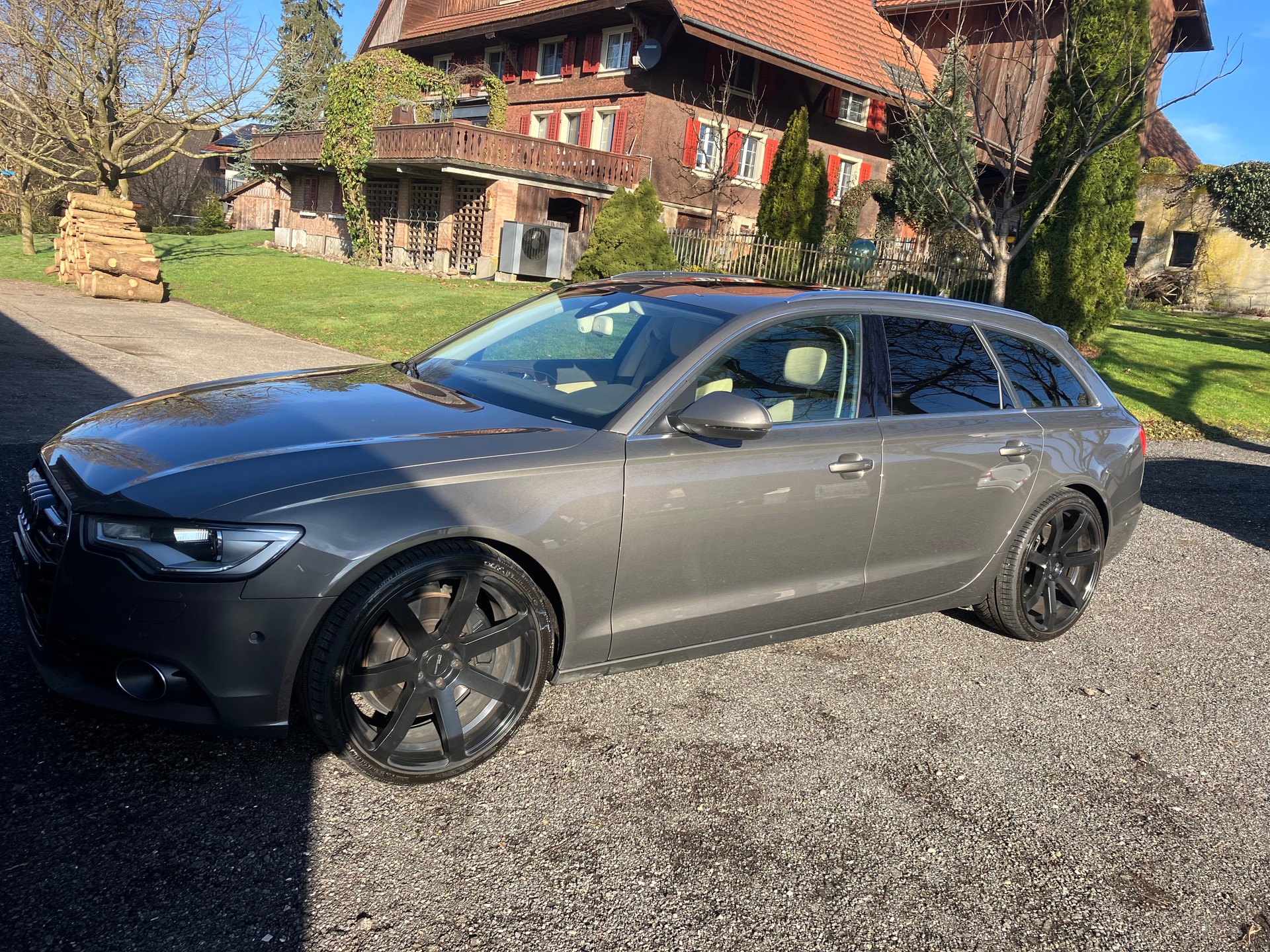 AUDI A6 Avant 3.0 TFSI V6 quattro S-tronic-image-2