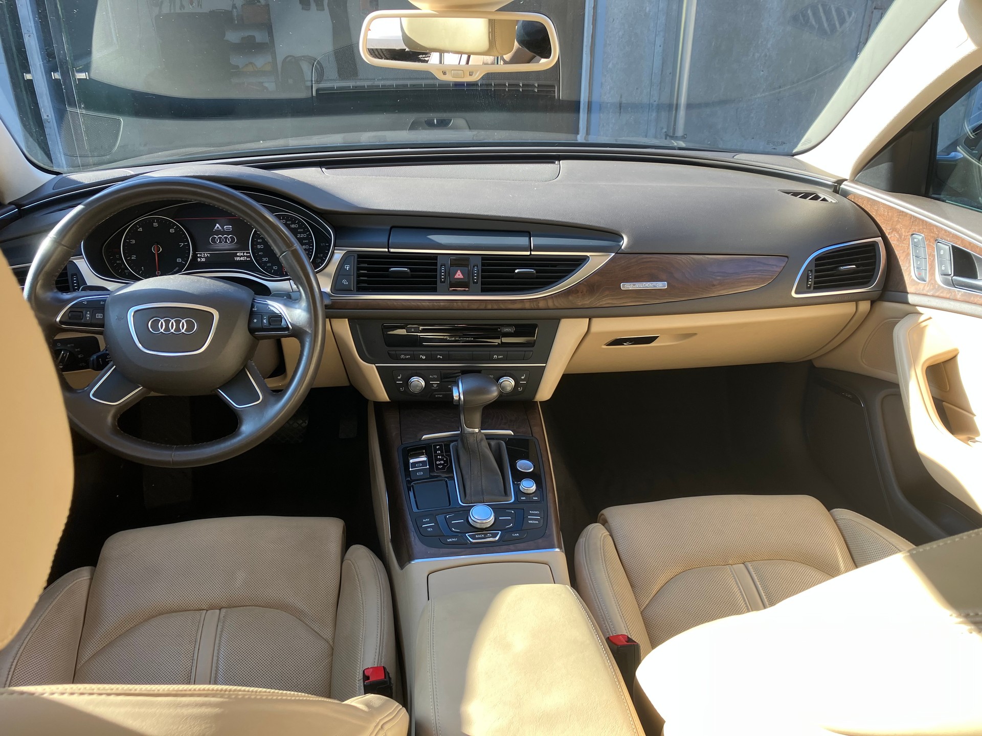 AUDI A6 Avant 3.0 TFSI V6 quattro S-tronic-image-4