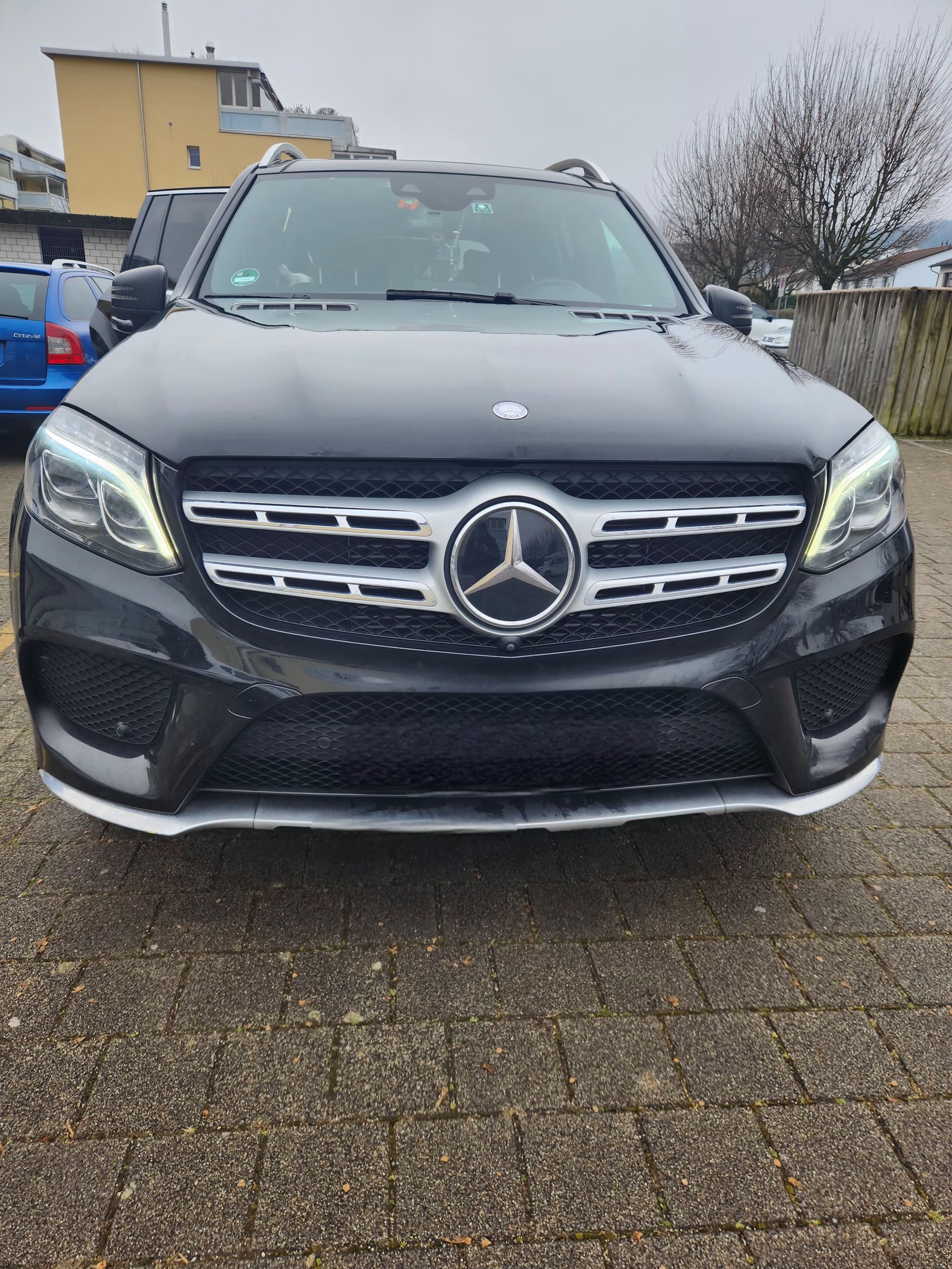 MERCEDES-BENZ GLS 350 d 4Matic 9G-TRONIC-image-0