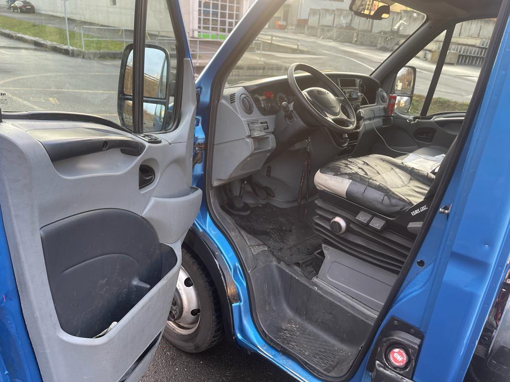 IVECO 35 S 18 Daily-image-7