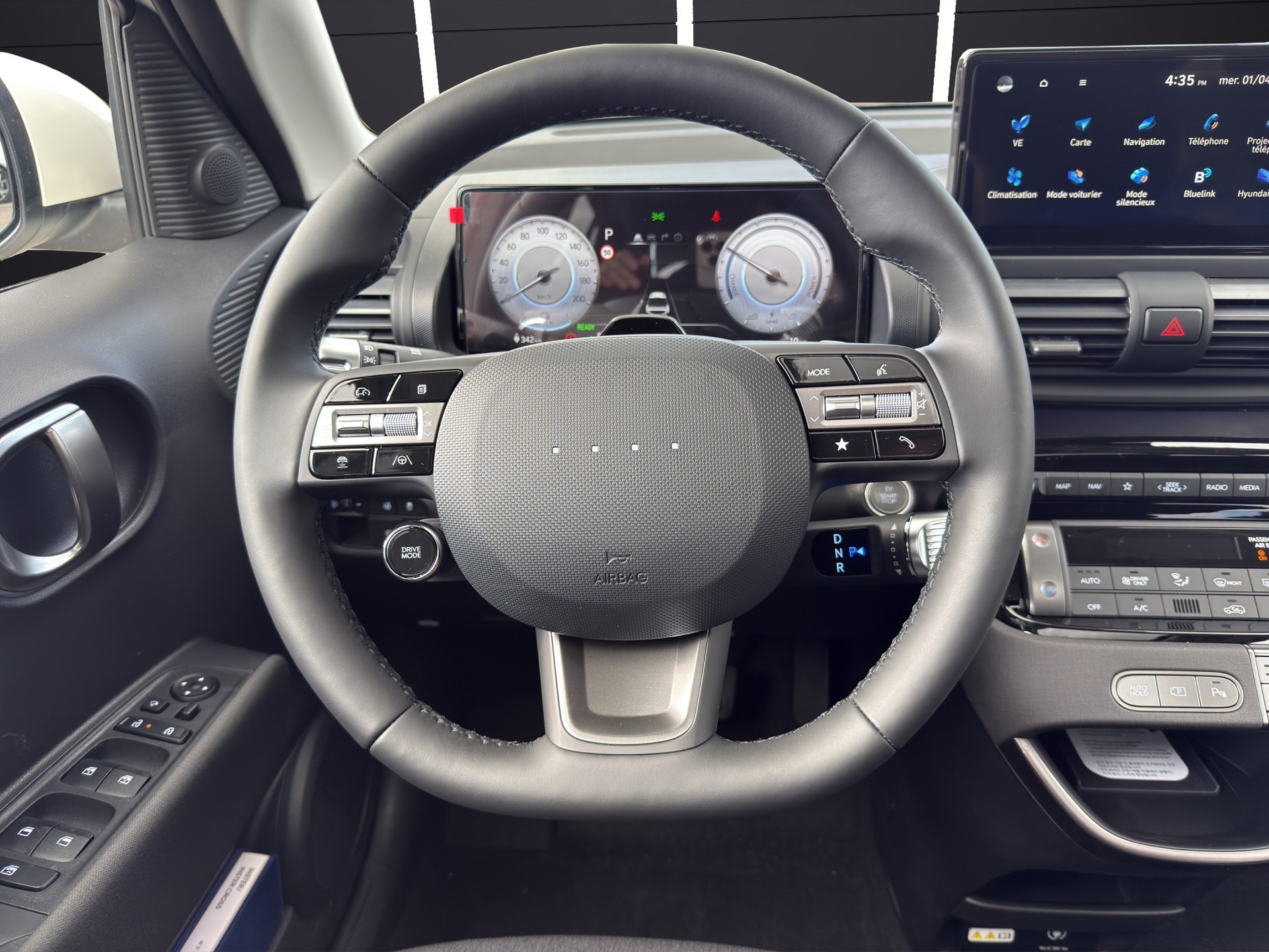 HYUNDAI Inster 49kWh Vertex-image-9
