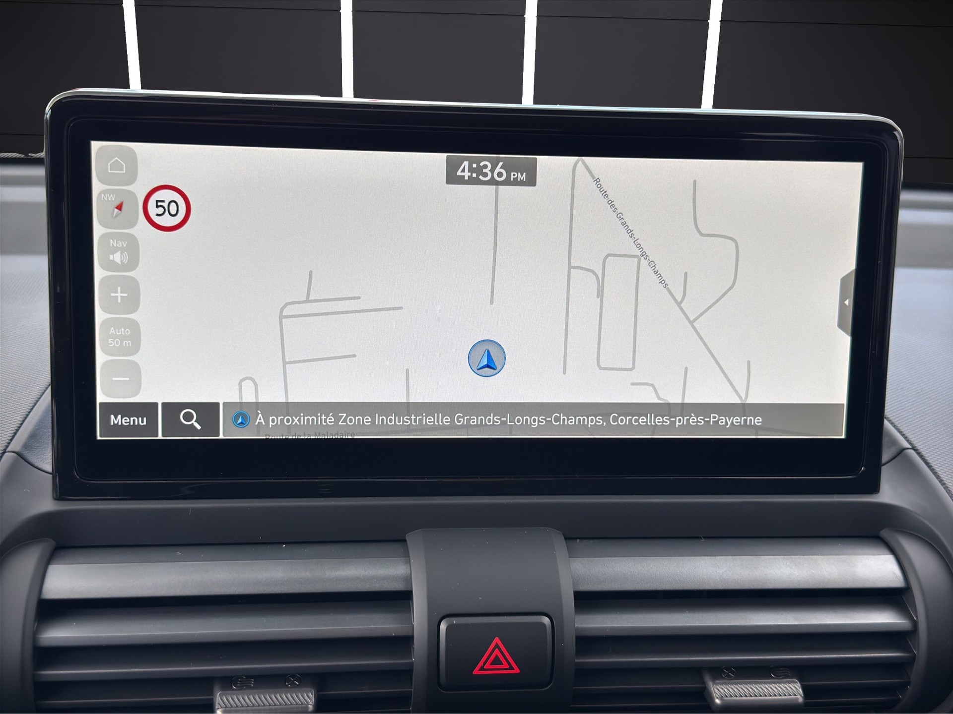 HYUNDAI Inster 49kWh Vertex-image-12