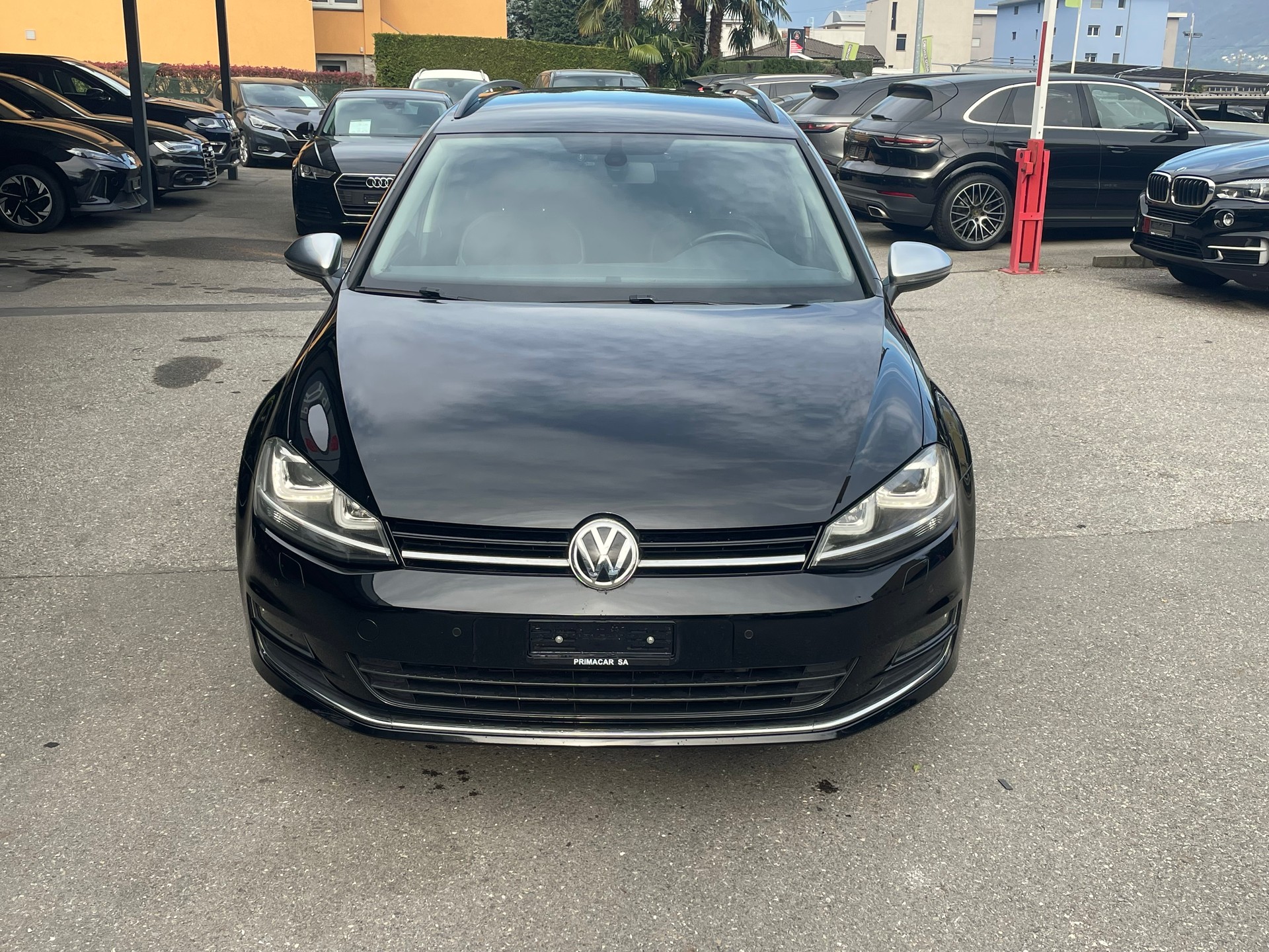 VW Golf 2.0 TDI Comfortline DSG-image-0
