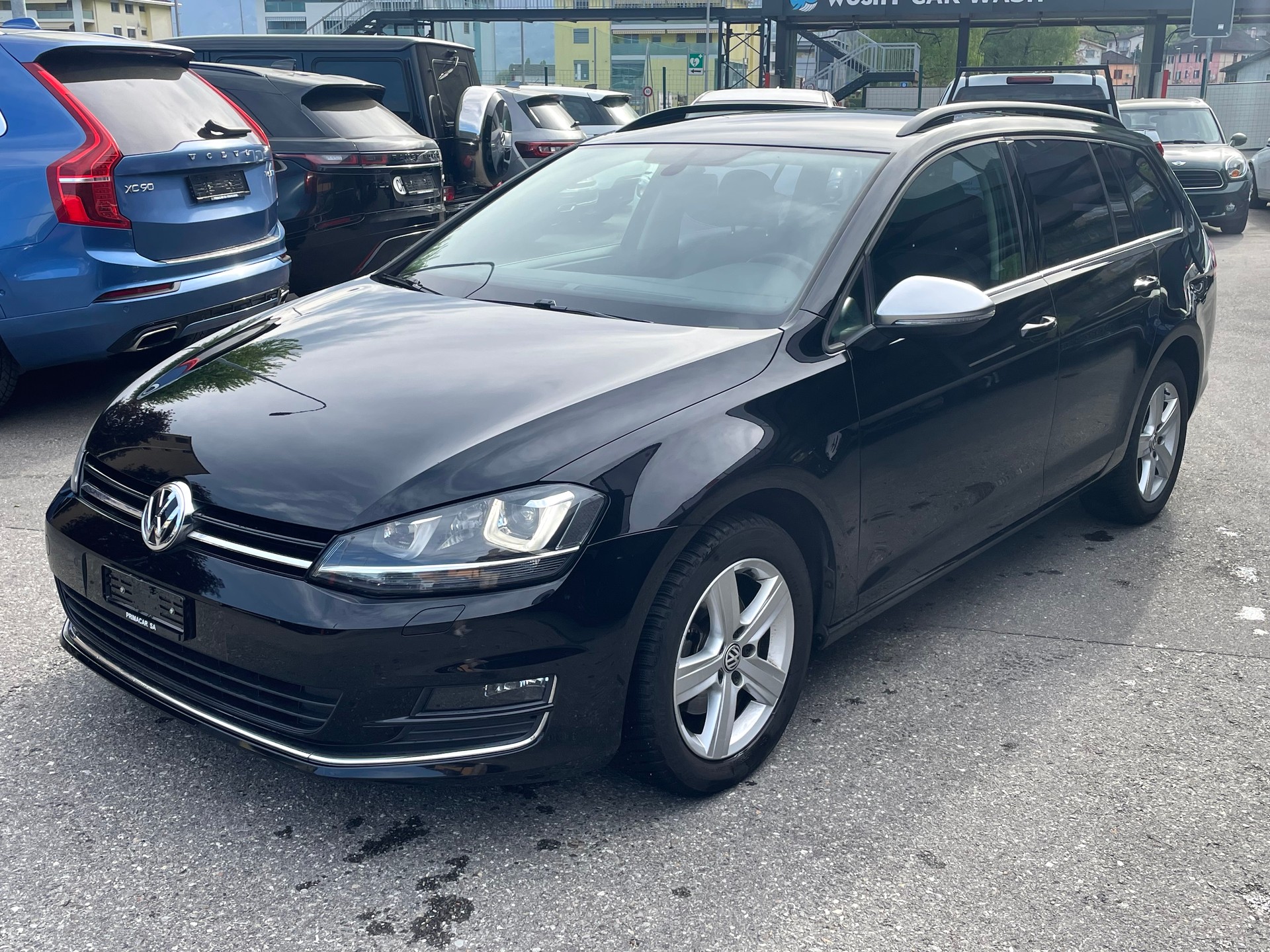 VW Golf 2.0 TDI Comfortline DSG-image-1