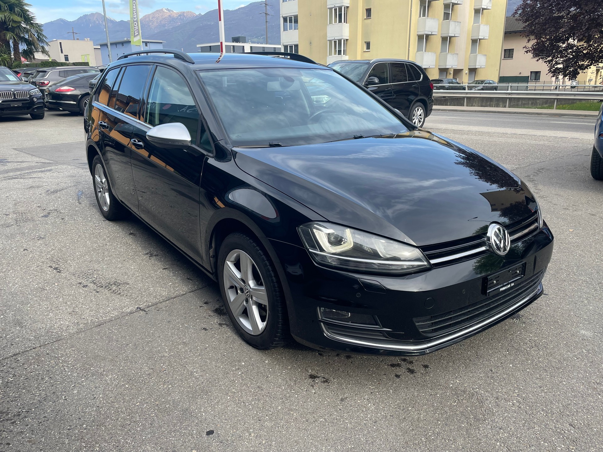 VW Golf 2.0 TDI Comfortline DSG-image-12
