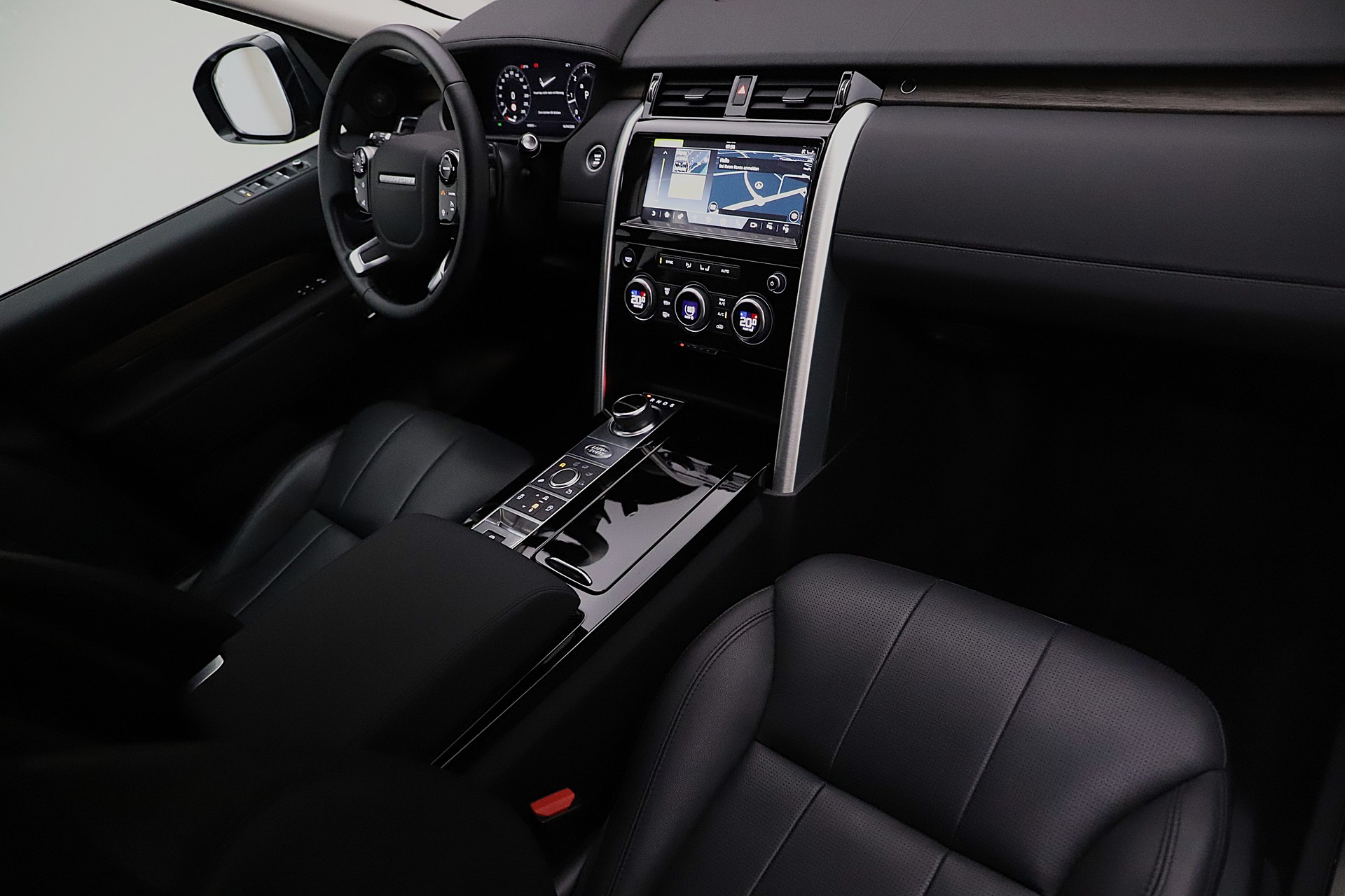 LAND ROVER Discovery 3.0 SDV6 HSE Automatic-image-6