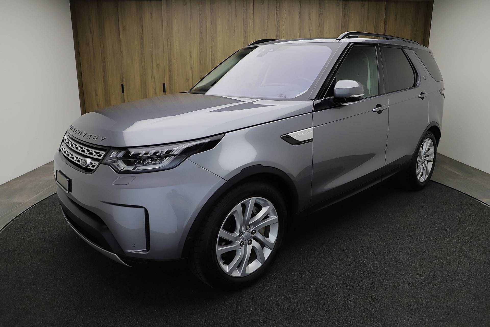 LAND ROVER Discovery 3.0 SDV6 HSE Automatic-image-0