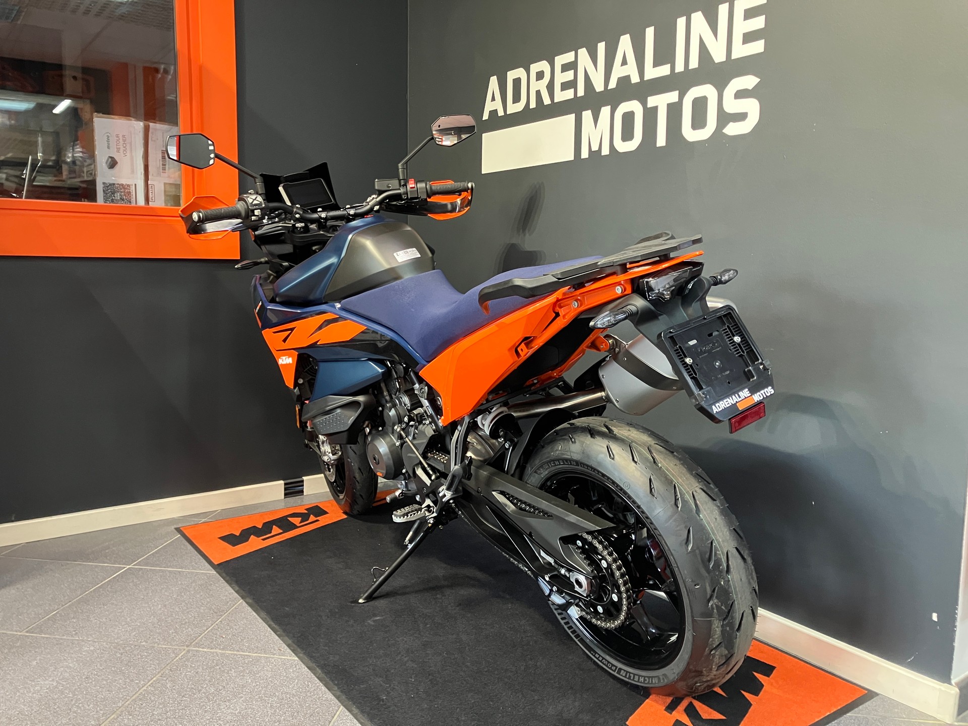 KTM 890 SMT-image-5