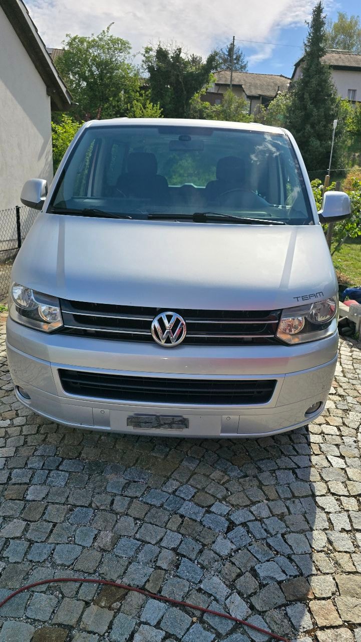 VW T5 Multivan 2.0 TDI TEAM DSG-image-2