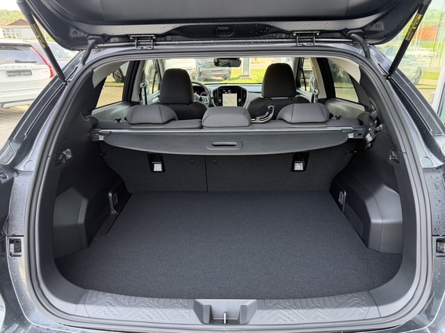 SUBARU Crosstrek 2.0 e-Boxer Swiss Plus AWD Lineartronic-image-9