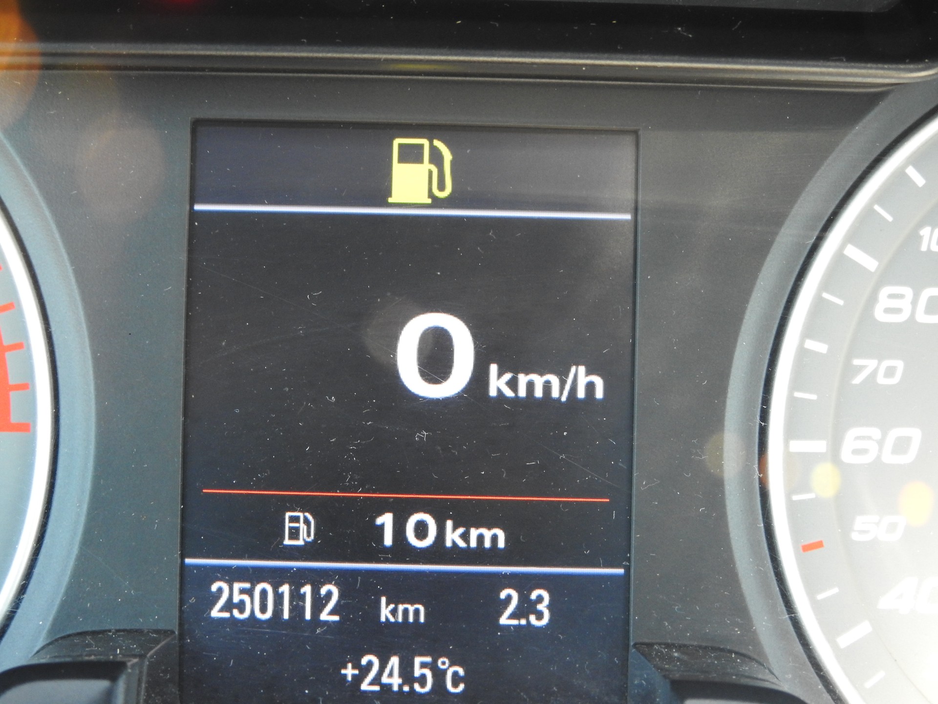 AUDI S4 Avant 3.0 TFSI quattro S-Line-image-23