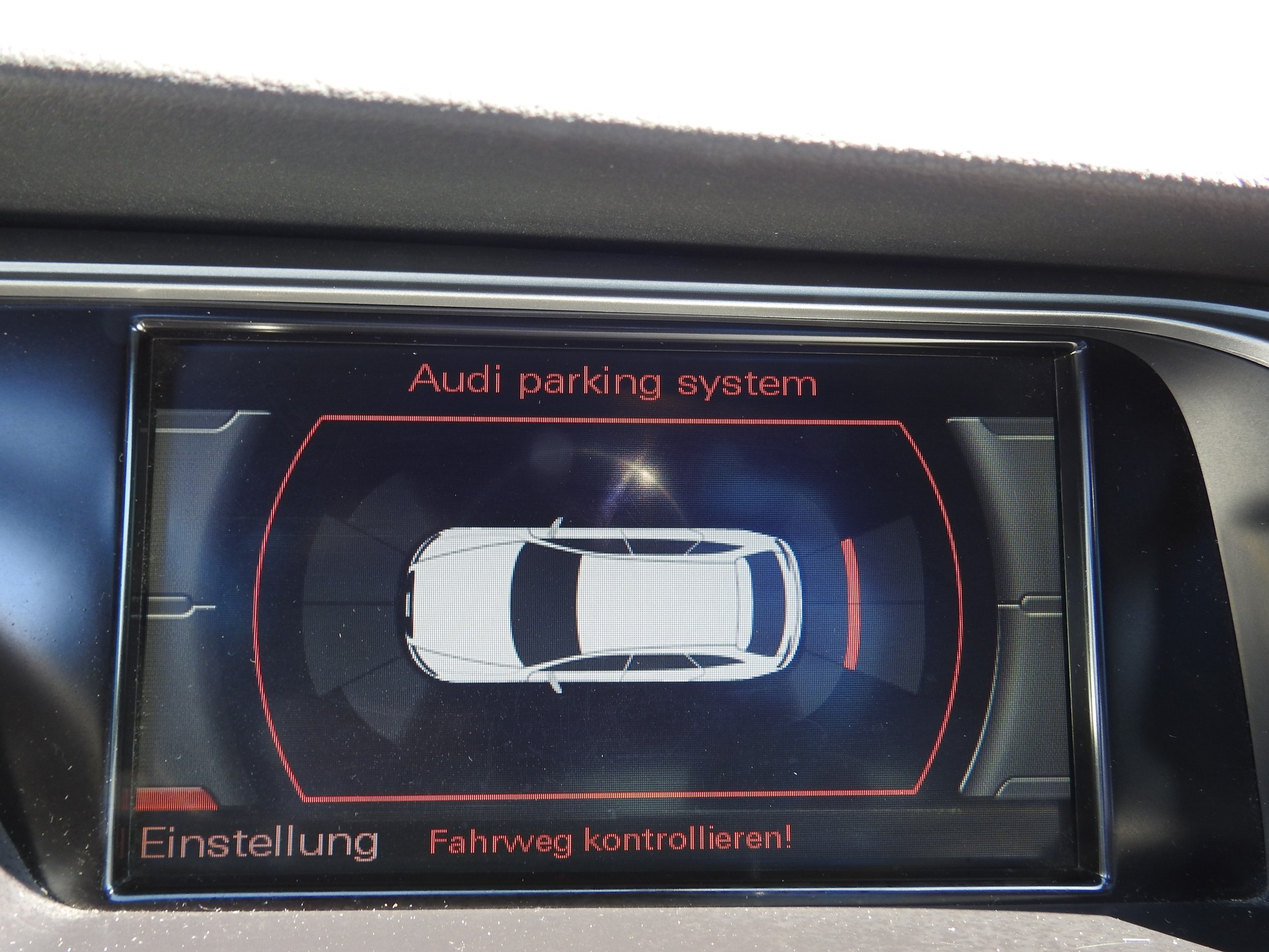 AUDI S4 Avant 3.0 TFSI quattro S-Line-image-22