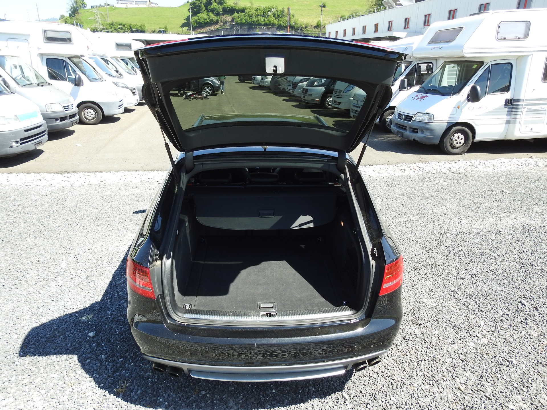 AUDI S4 Avant 3.0 TFSI quattro S-Line-image-10