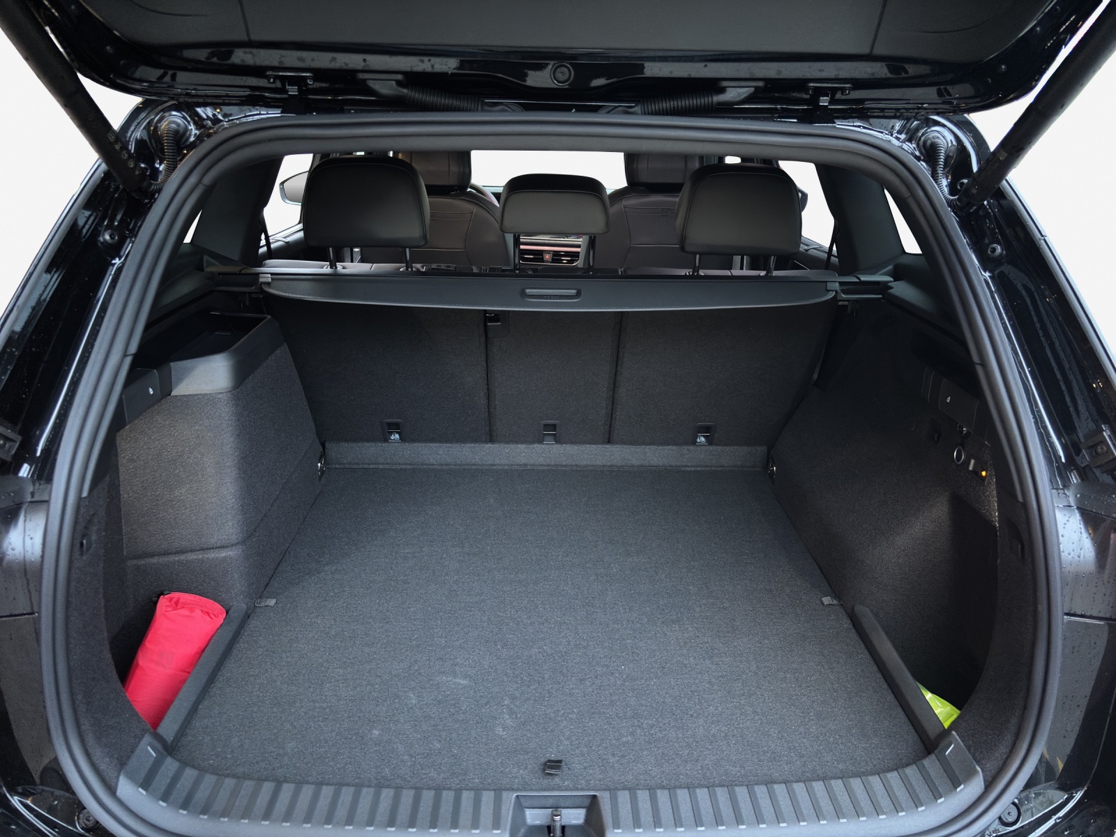 VW Tayron 1.5 TSI evo2 eHybrid R-Line DSG-image-12