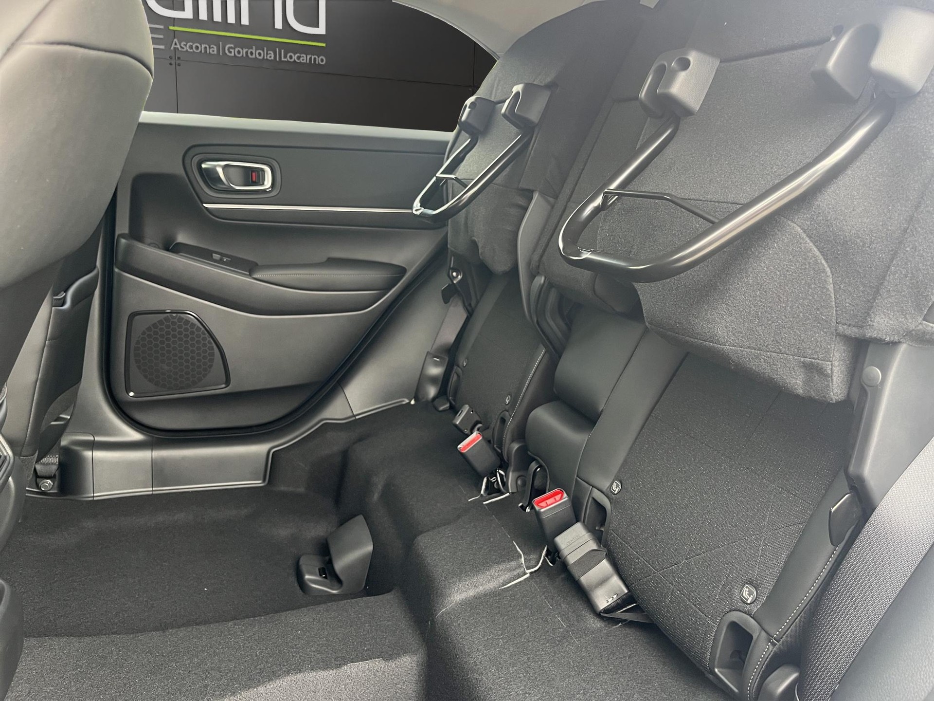 HONDA HR-V 1.5 i-MMD Advance-image-12