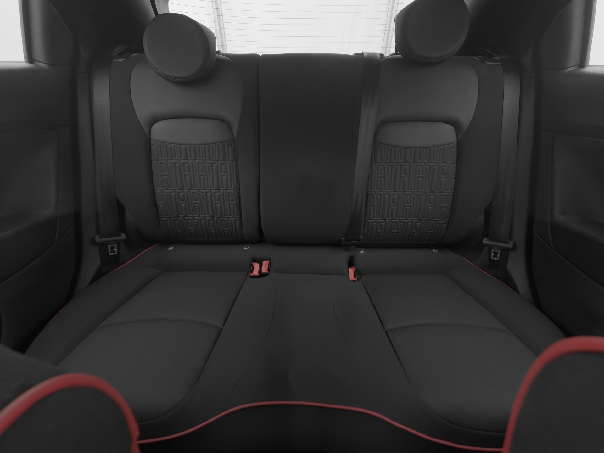 FIAT 500X 1.5 Hybrid Red DCT-image-9