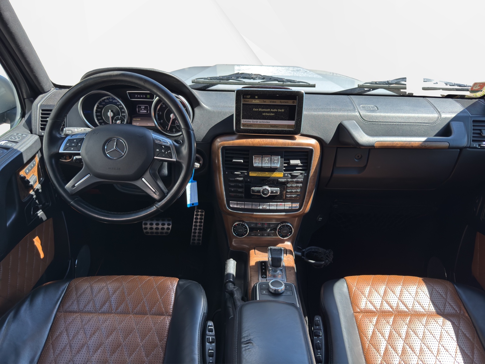 MERCEDES-BENZ G 63 AMG Automatic-image-11