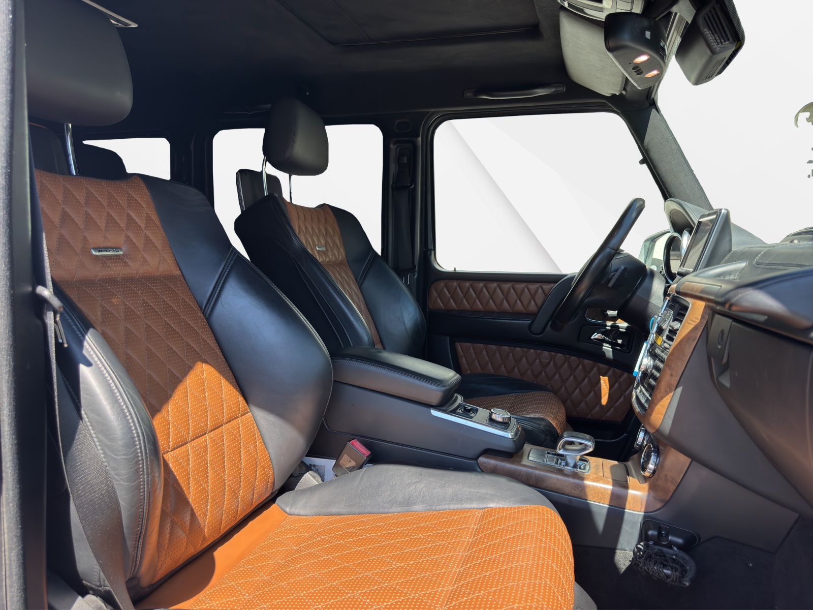 MERCEDES-BENZ G 63 AMG Automatic-image-13