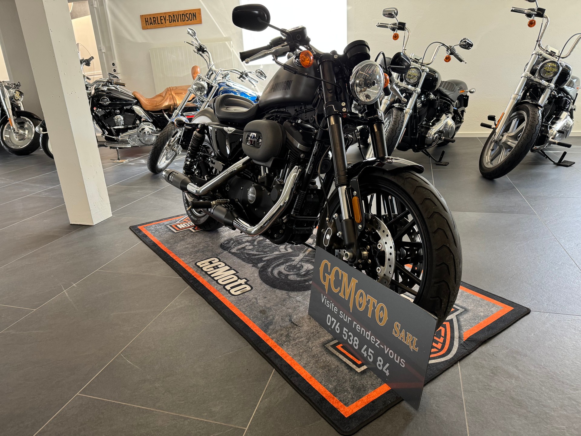 HARLEY-DAVIDSON XL 1200 CX Sportster Roadster ABS-showroom-element-2