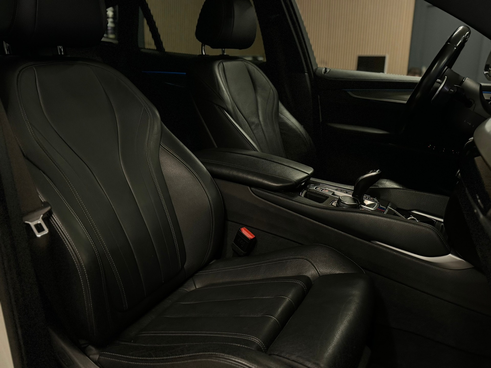 BMW X6 xDrive 30d Steptronic-image-12