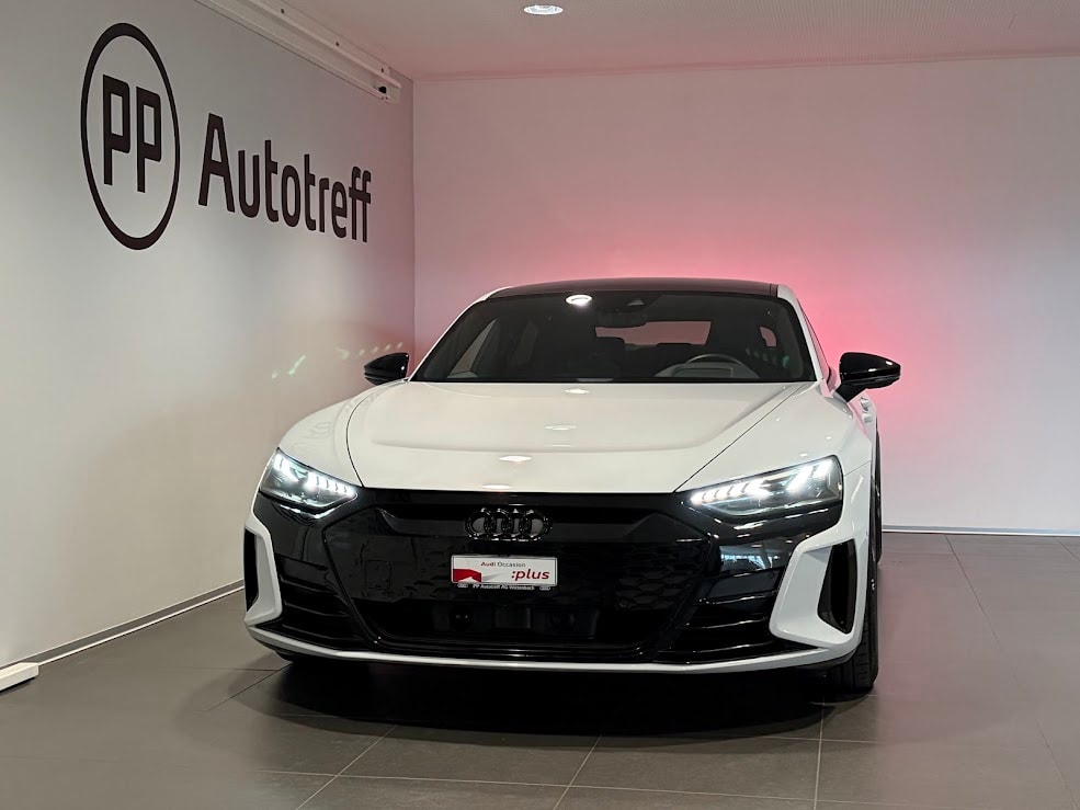 AUDI e-tron GT quattro