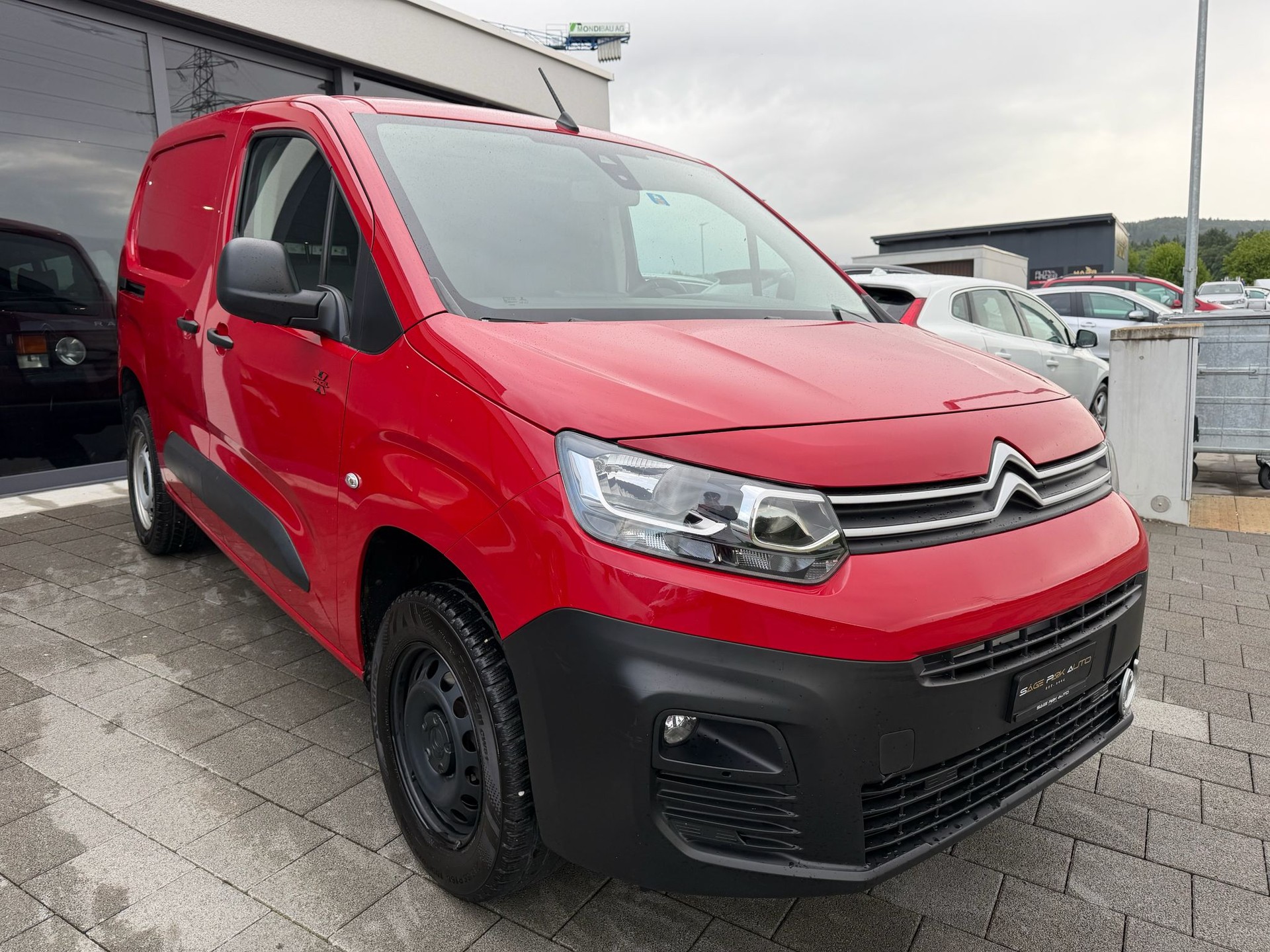CITROEN Berlingo DANGEL Van 1.5 Blue HDi 130 s/s Club 650kg 4x4-showroom-element-1