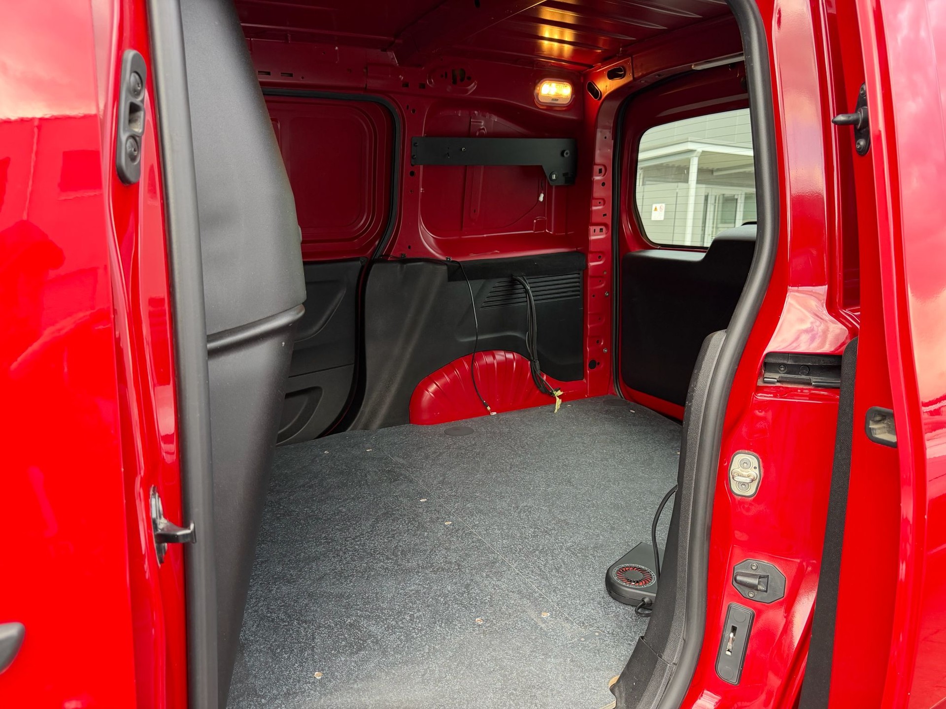 CITROEN Berlingo DANGEL Van 1.5 Blue HDi 130 s/s Club 650kg 4x4-image-22