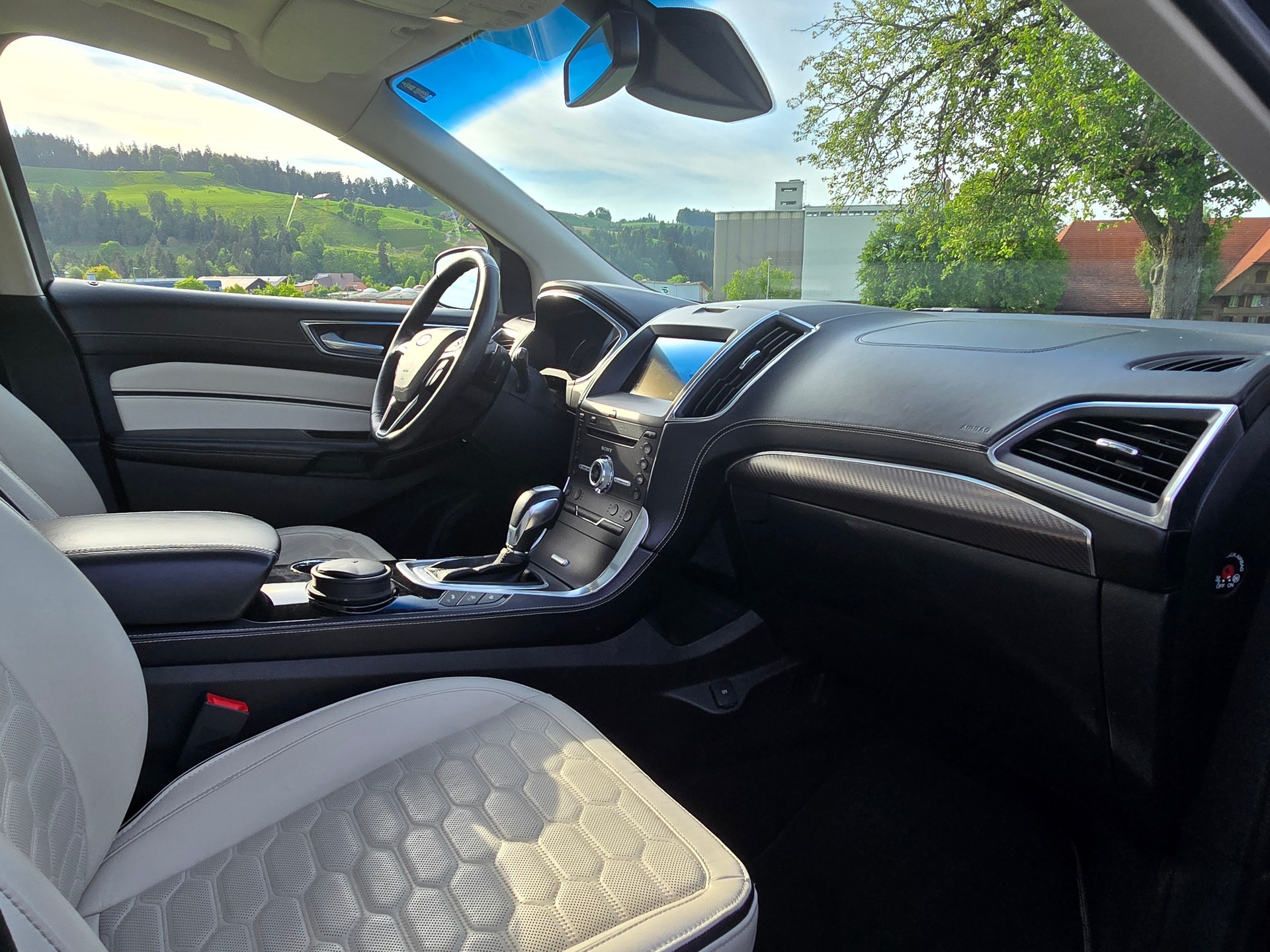 FORD 2.0 TDCi 210 Vignale inkl. AhK-image-10