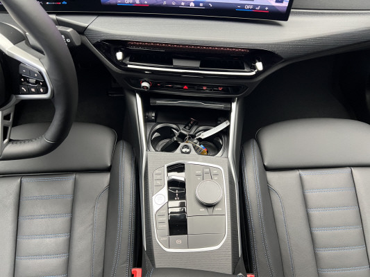 BMW 330d xDr 48V T M SportPro-image-12