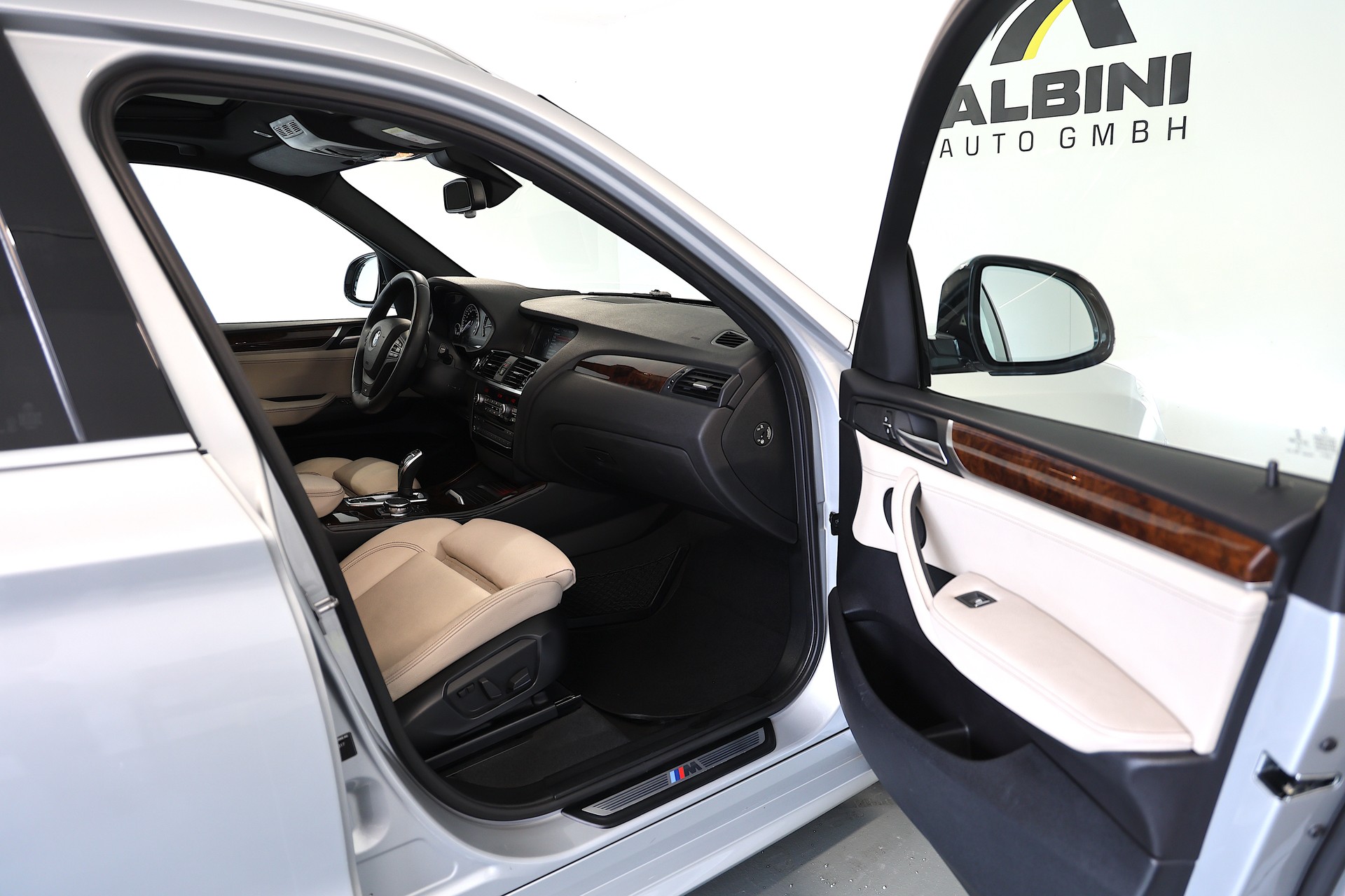 BMW X3 xDrive 35i M-Sport Steptronic-image-12