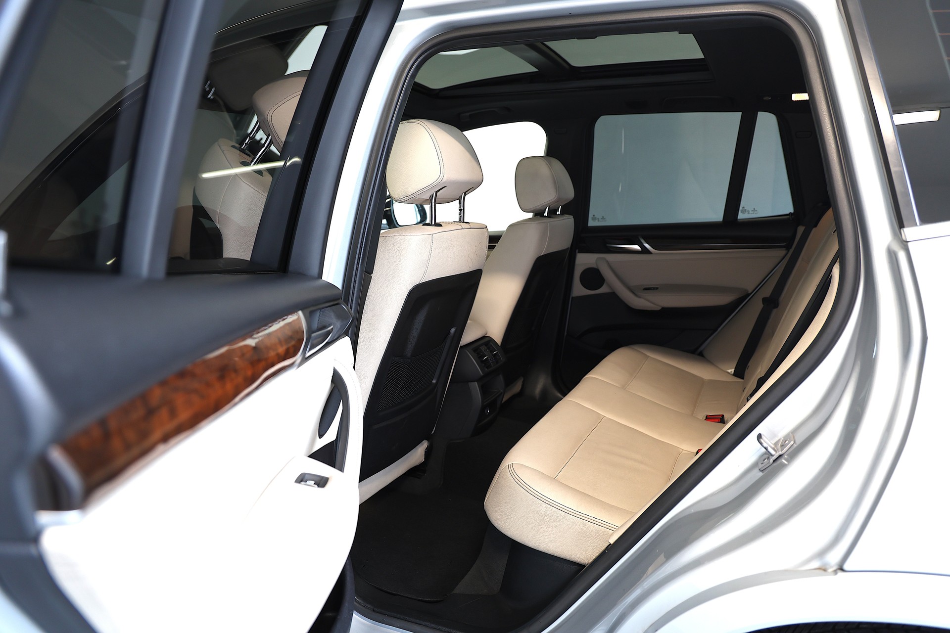 BMW X3 xDrive 35i M-Sport Steptronic-image-17