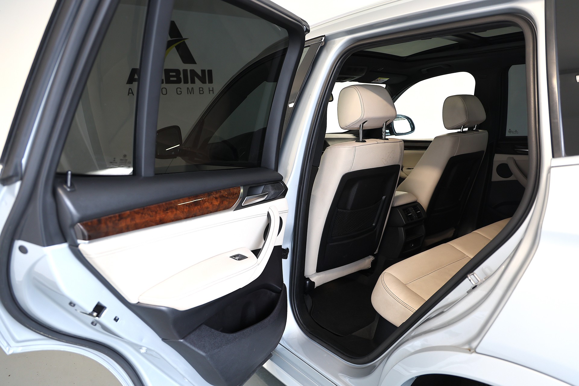 BMW X3 xDrive 35i M-Sport Steptronic-image-16