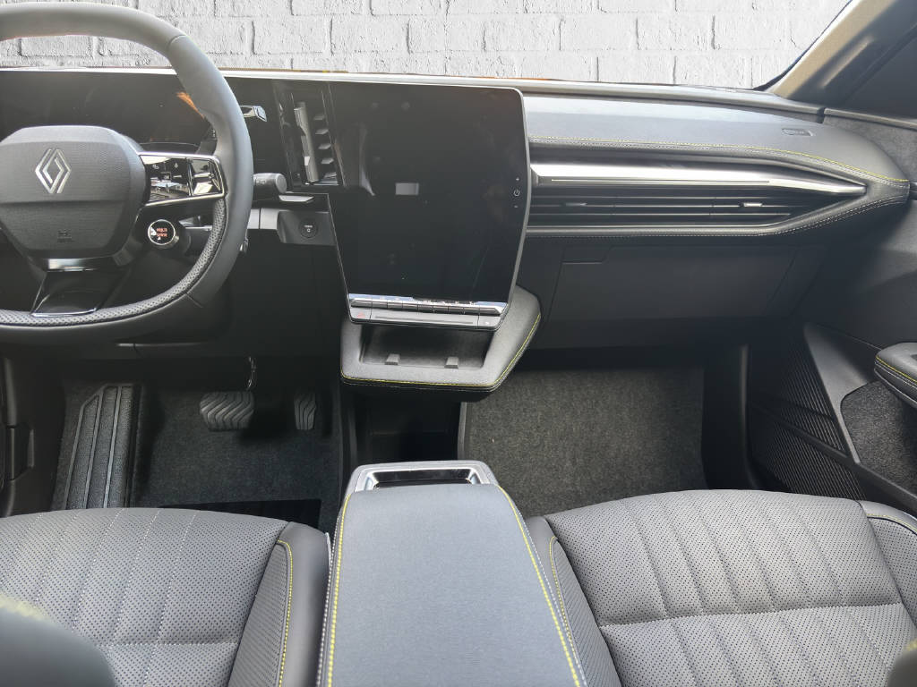 RENAULT Megane-image-8