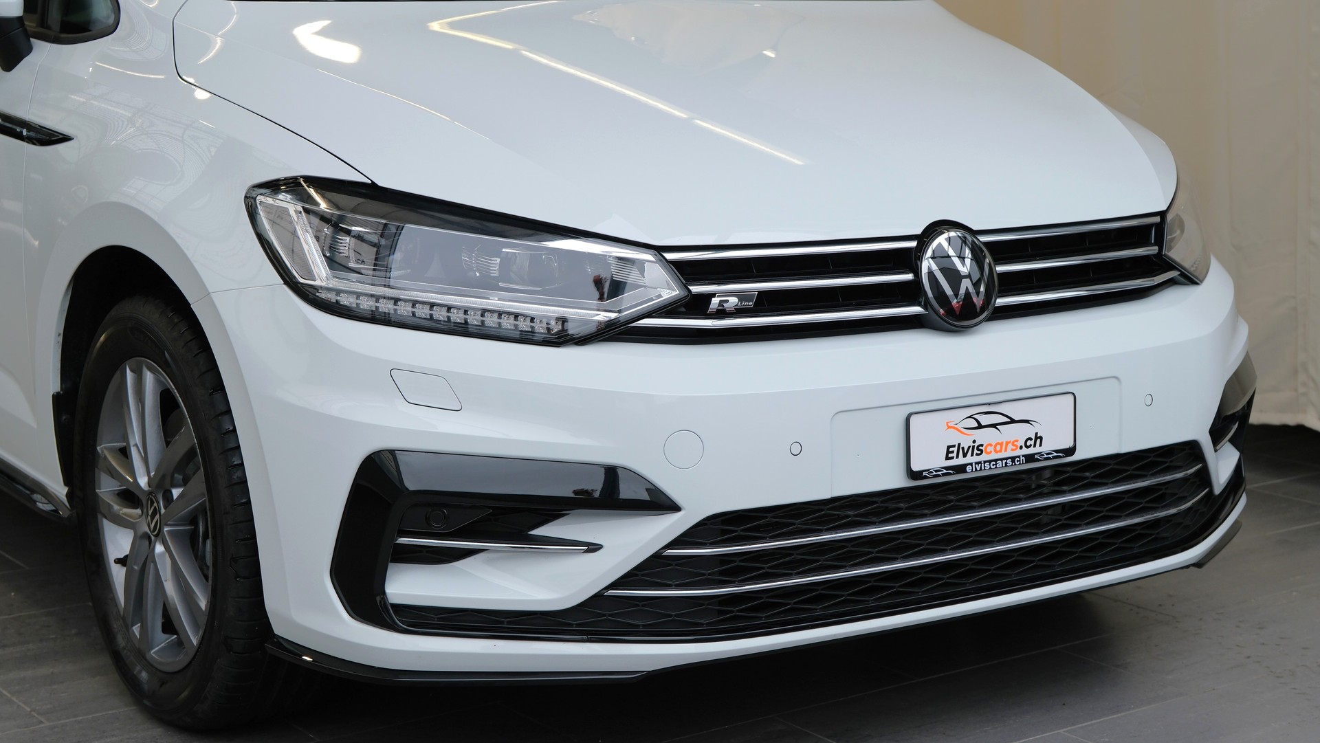 VW Touran 1.5 TSI EVO Comfortline United R Line DSG-image-27