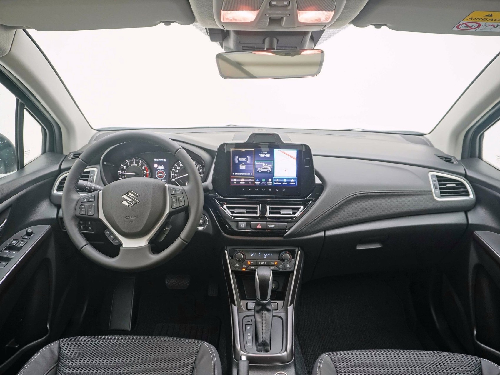 SUZUKI S-Cross 1.4 T Compact Top Hybrid 4x4-image-9