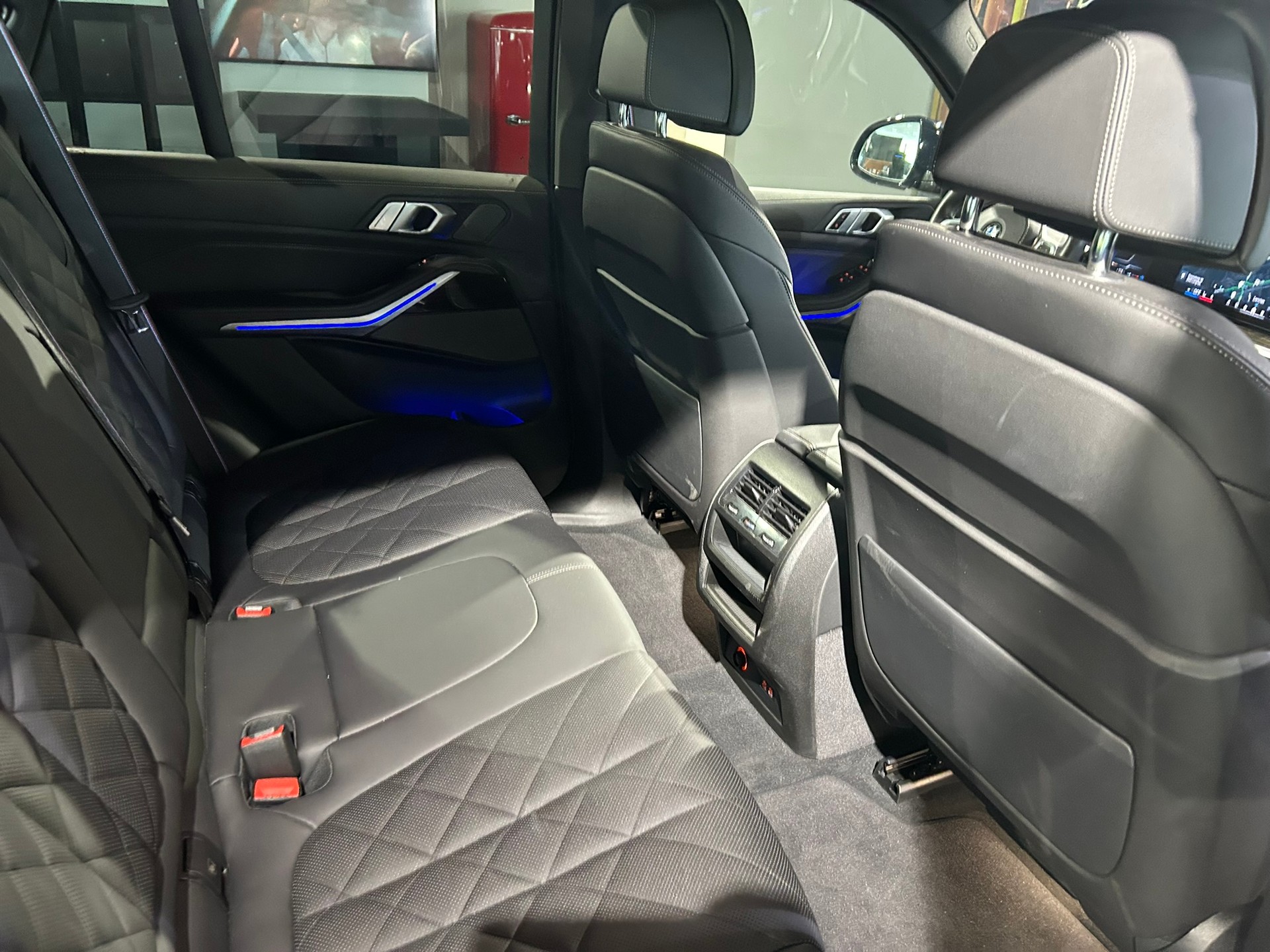 BMW X5 xDrive 48V 30d M Sport Pro Steptronic-image-28
