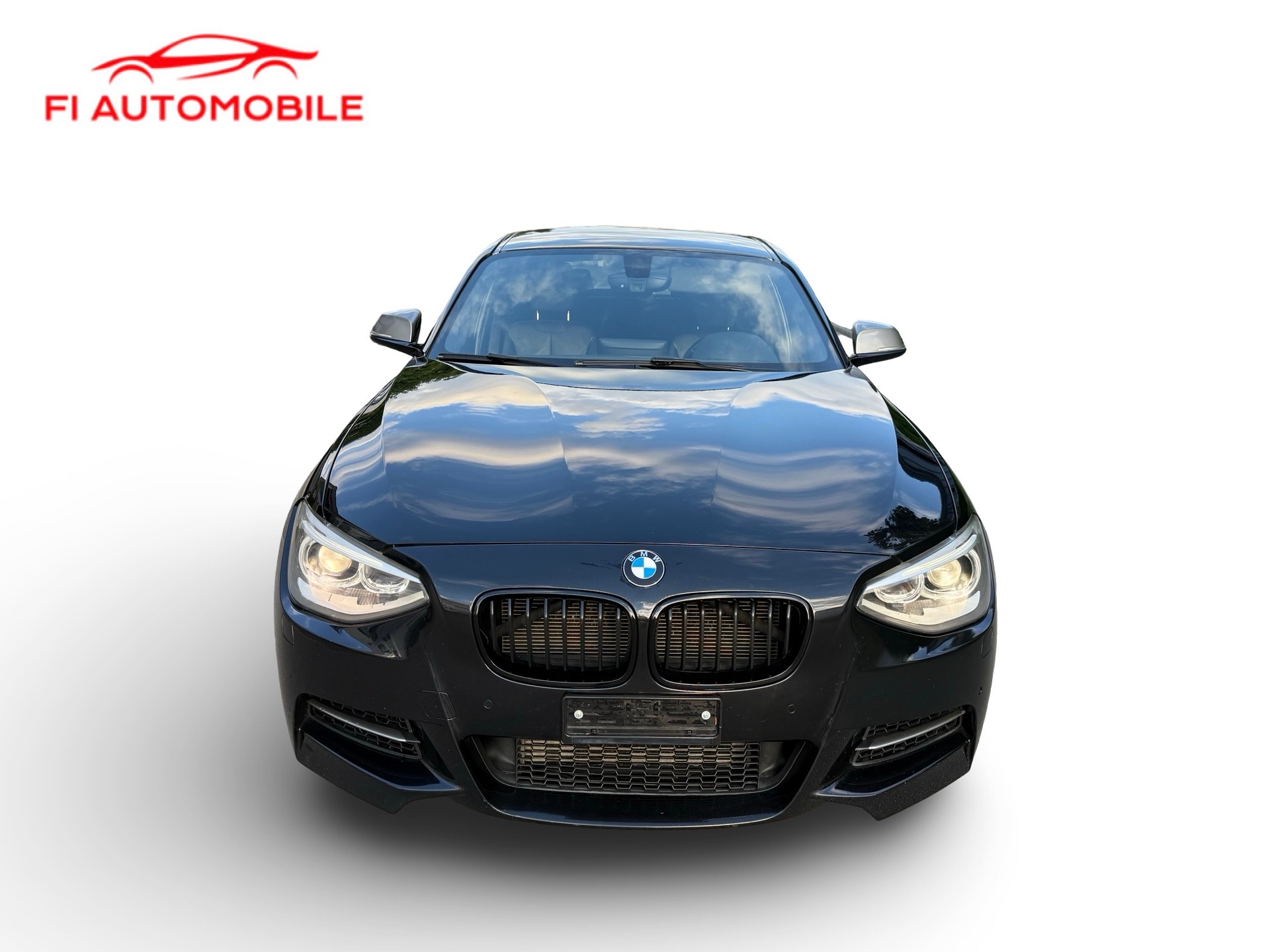 BMW M135i xDrive Steptronic-image-5