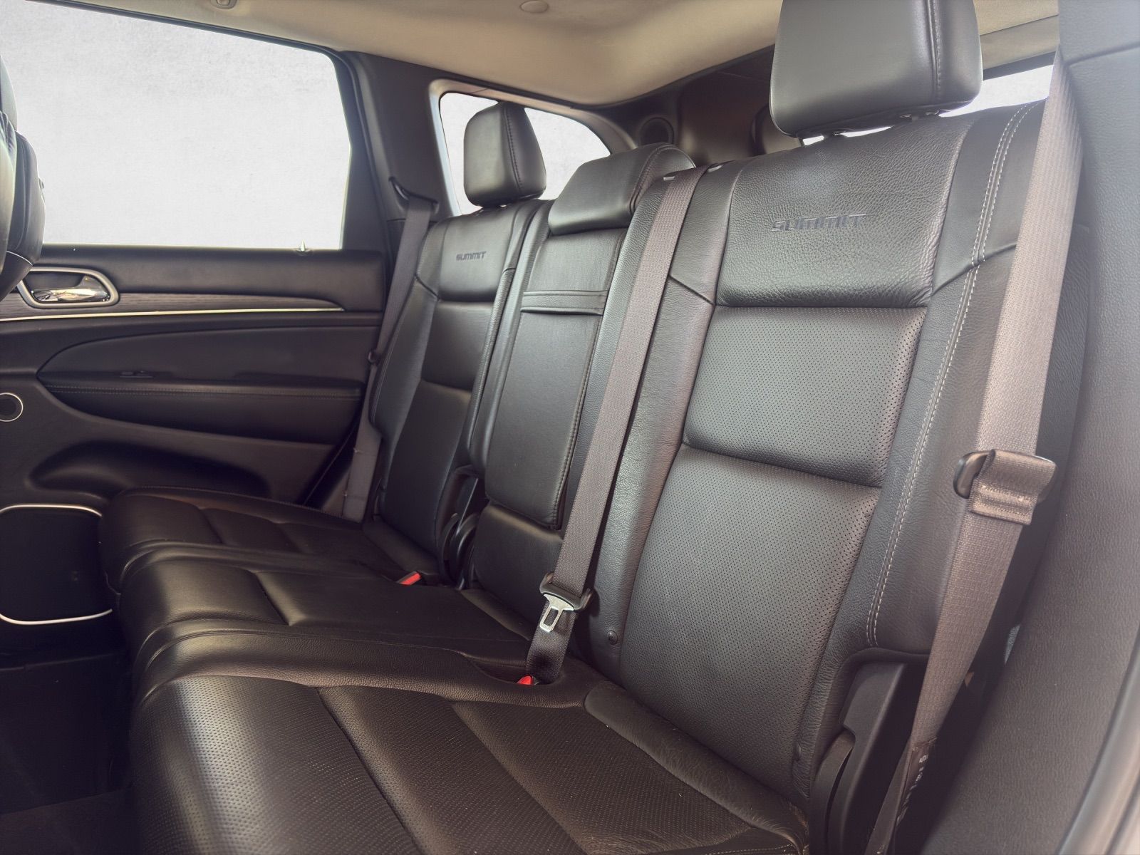 JEEP Grand Cherokee 3.0 CRD Summit Automatic-image-16
