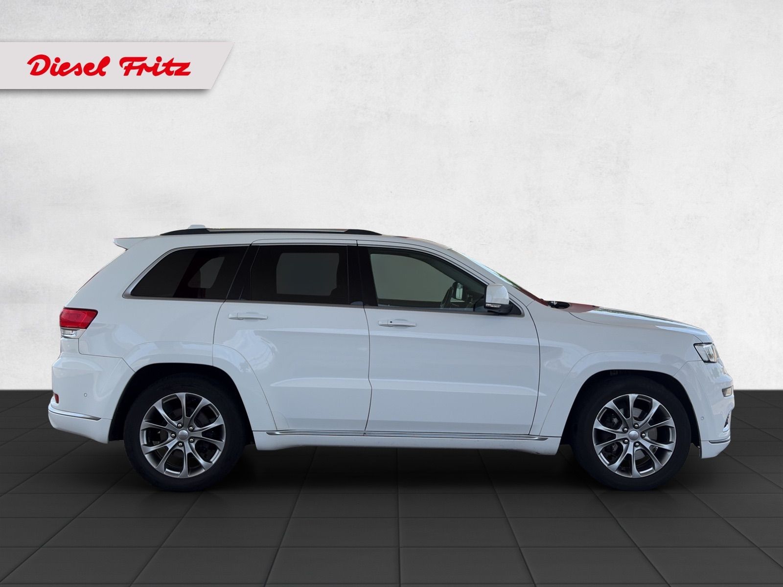 JEEP Grand Cherokee 3.0 CRD Summit Automatic-image-5