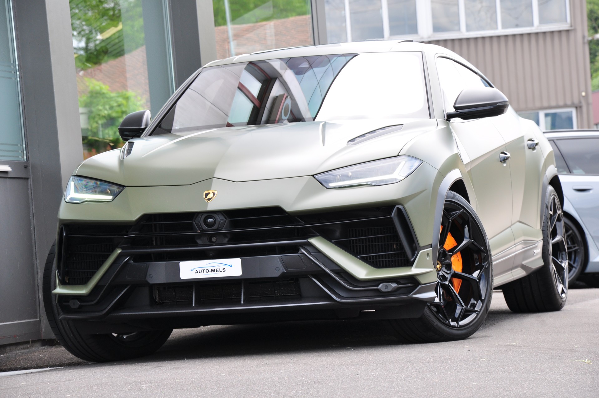 LAMBORGHINI Urus E-Gear PERFORMANTE-image-0