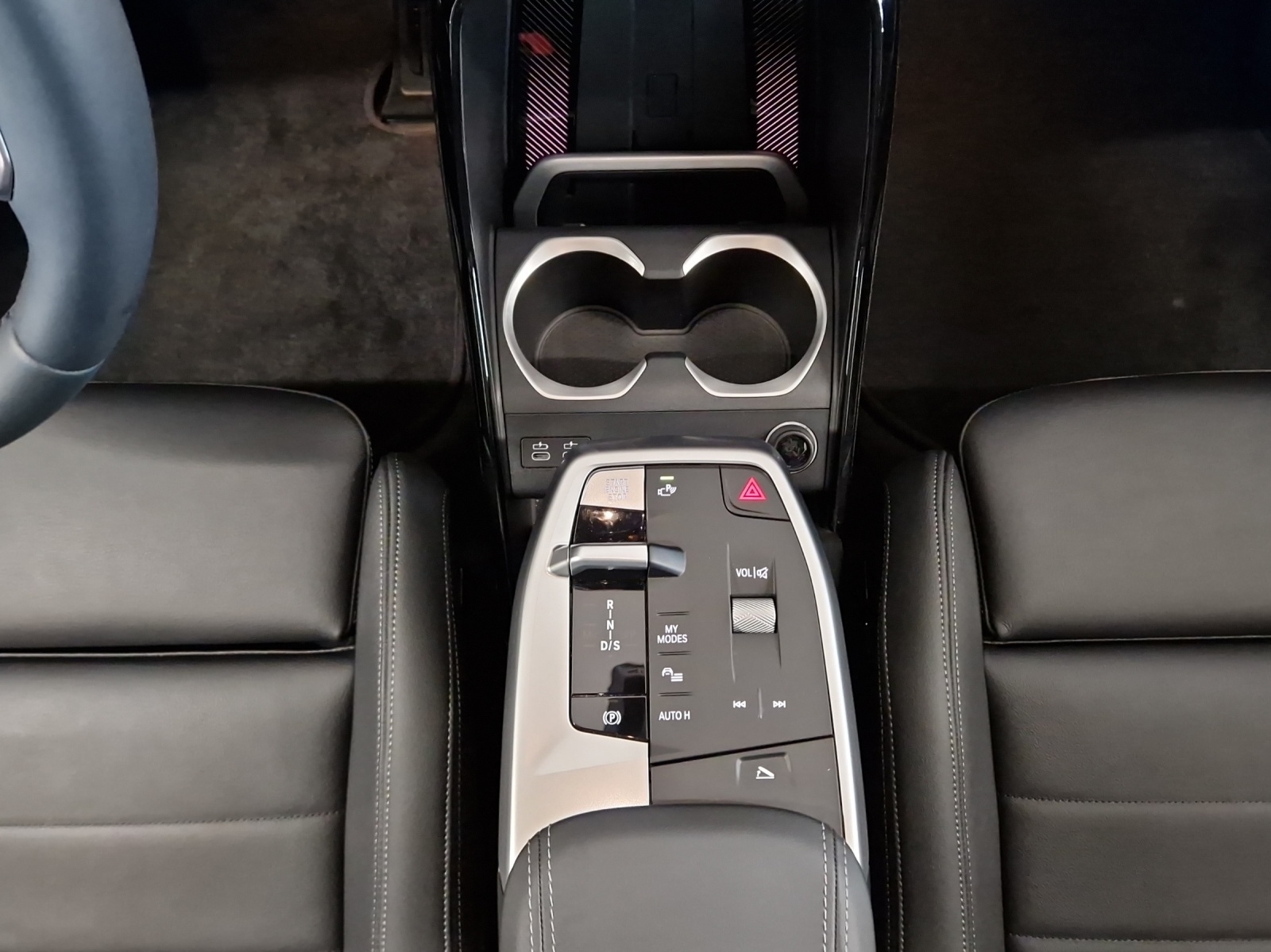 BMW X1 xDrive30e M Sport Pro-image-14