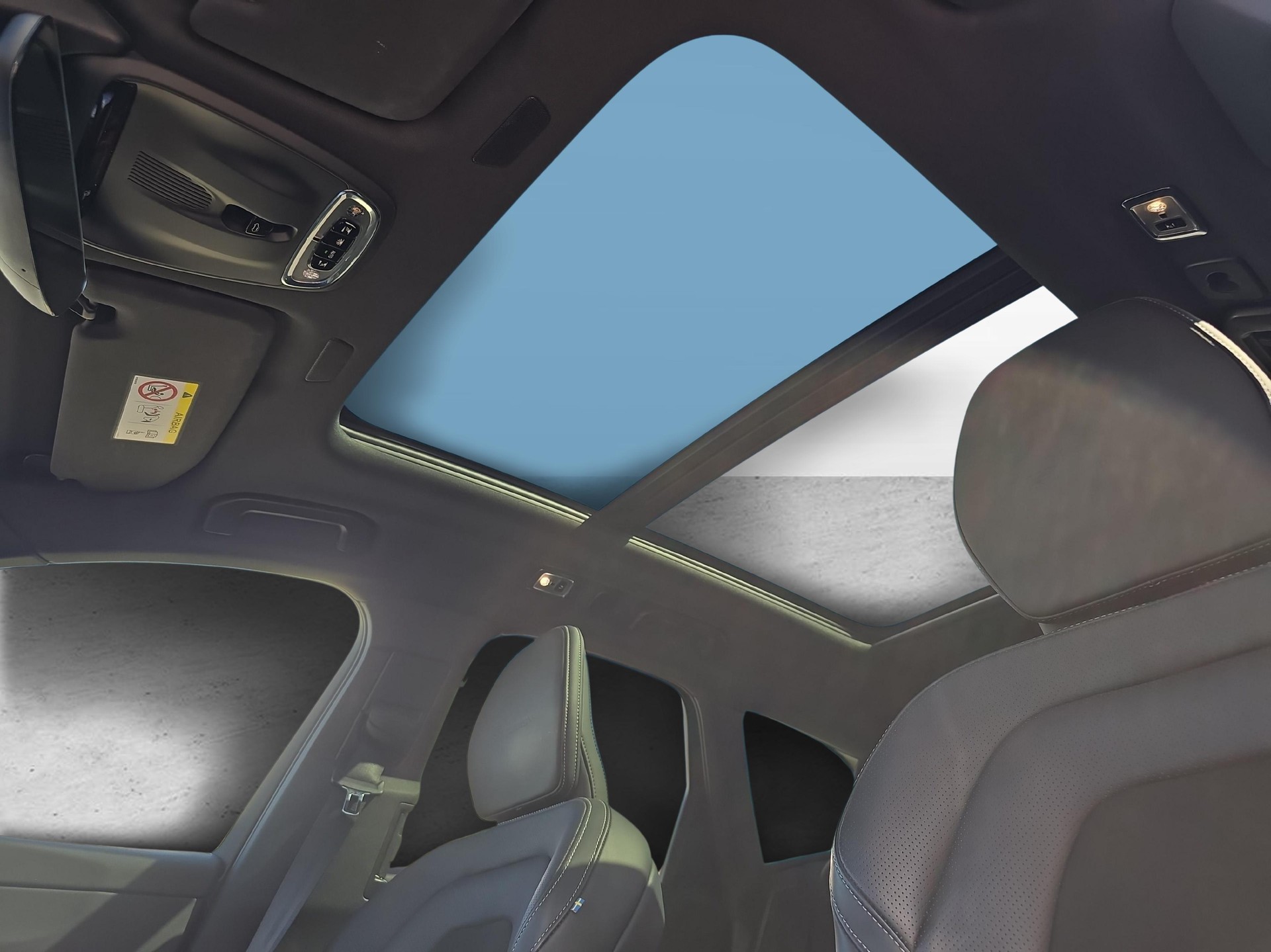 VOLVO XC60 2.0 T6 R-Design AWD-image-19