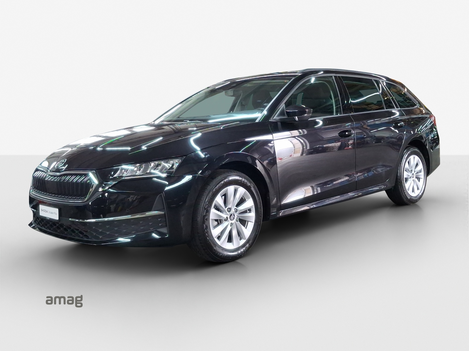 SKODA Octavia Combi 2.0 TDI DSG Selection-image-0