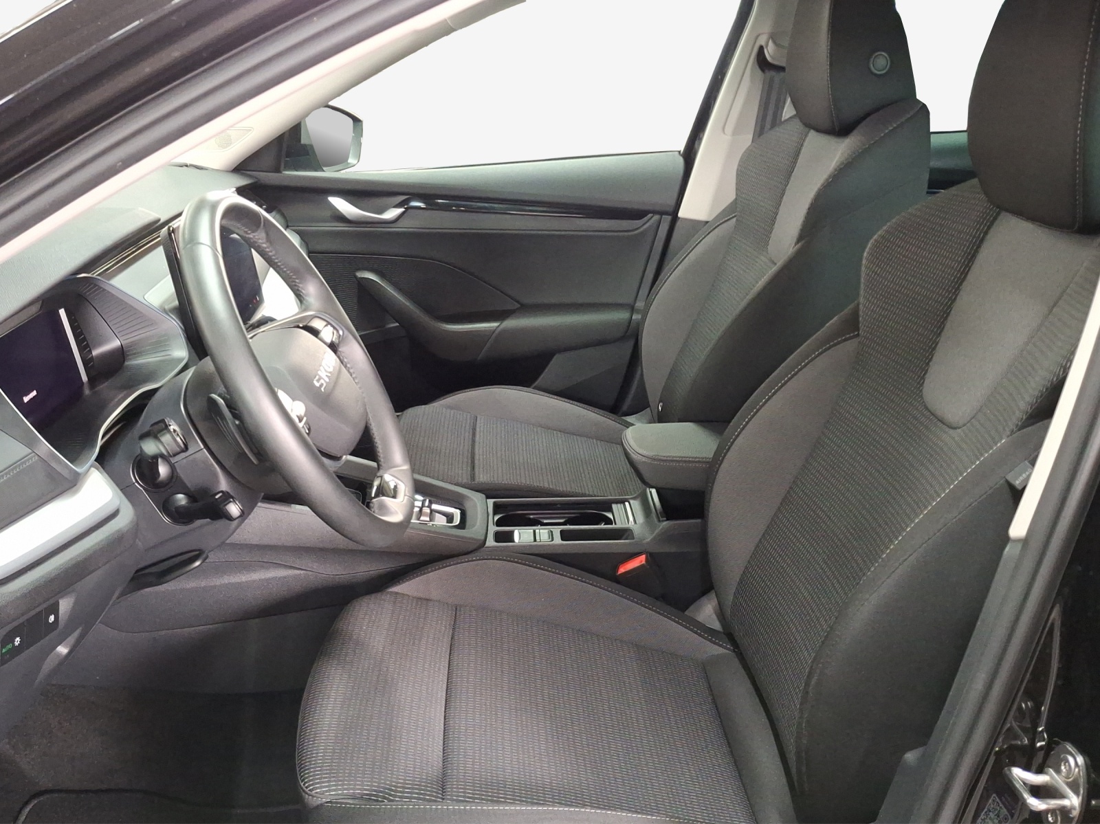 SKODA Octavia Combi 2.0 TDI DSG Selection-image-7